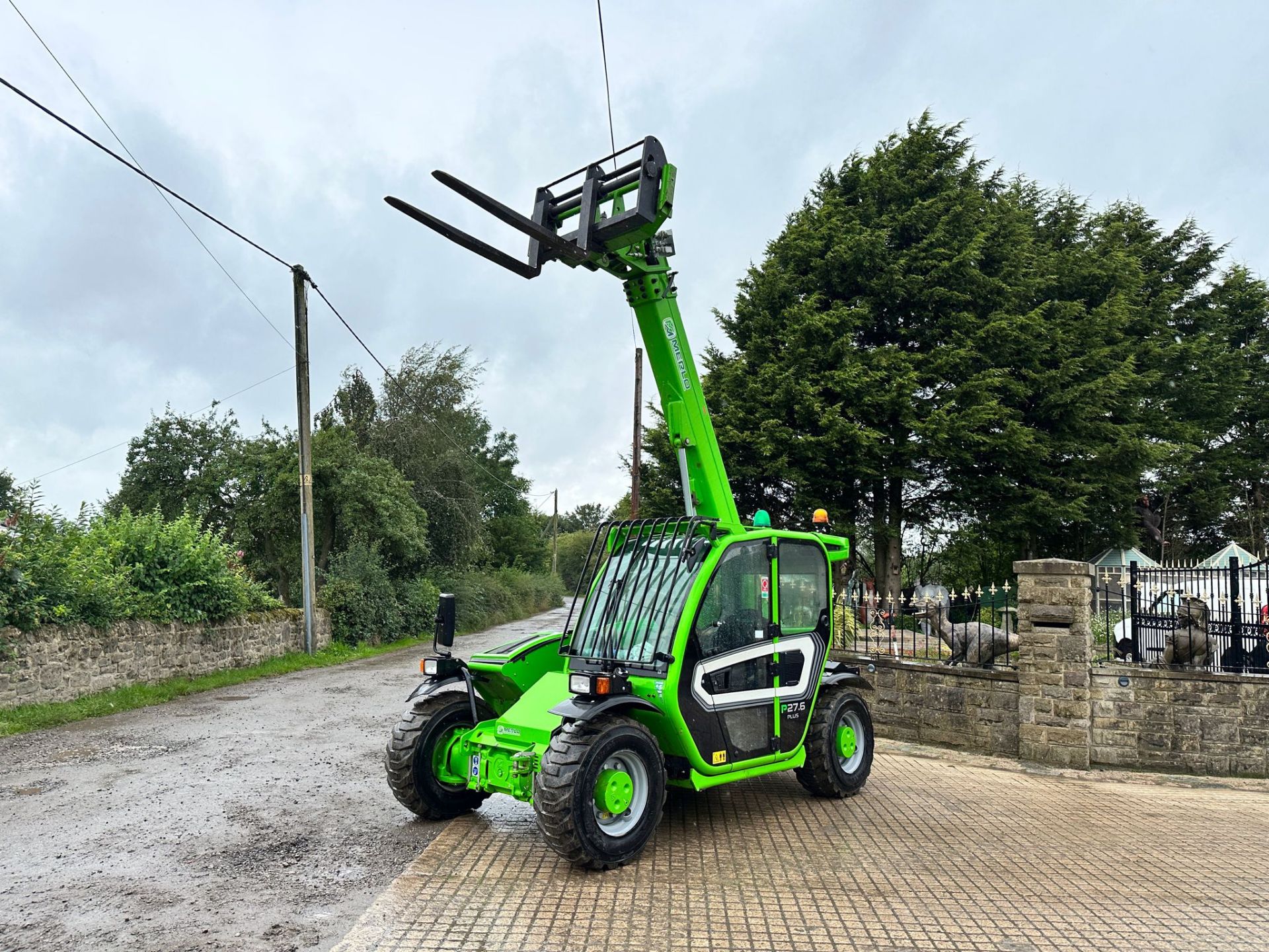 2022 MERLO P27.6 PLUS 4WD COMPACT TELESCOPIC TELEHANDLER *PLUS VAT* - Image 8 of 18