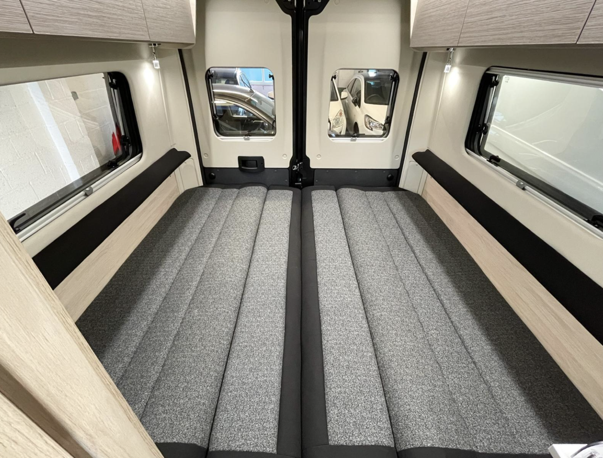 2021 FIAT AUTO-TRAIL EXPEDITION 66 BLACK MOTORHOME CAMPER UNDER 6K MILES! *NO VAT* - Image 22 of 31