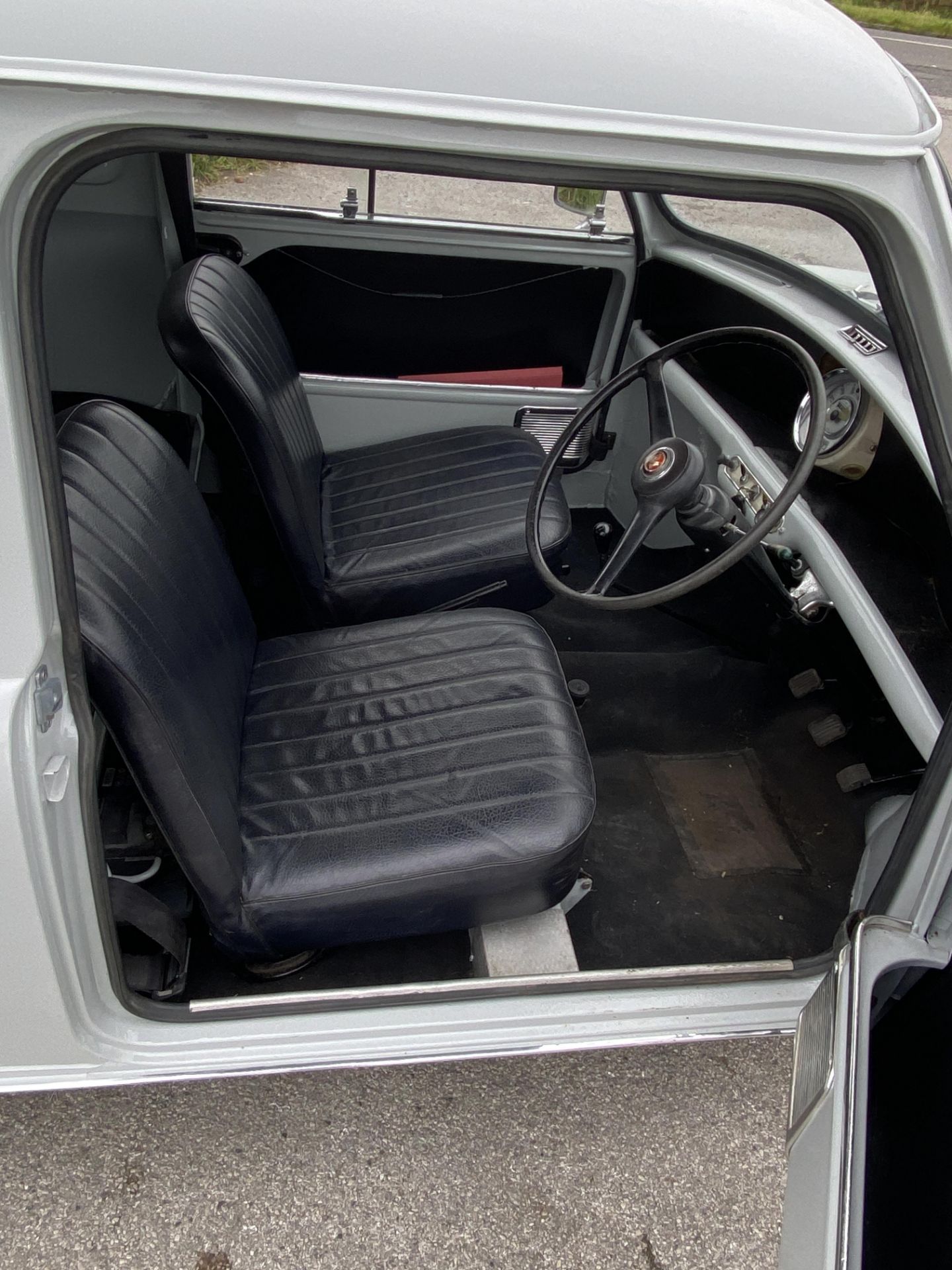 1960 MORRIS MINIVAN *NO VAT* - Image 11 of 11