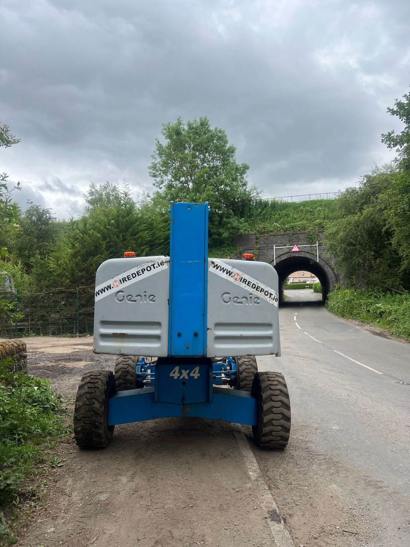 Genie S-45 Boom Lift 4x4 51ft Working Height *PLUS VAT* - Image 10 of 13