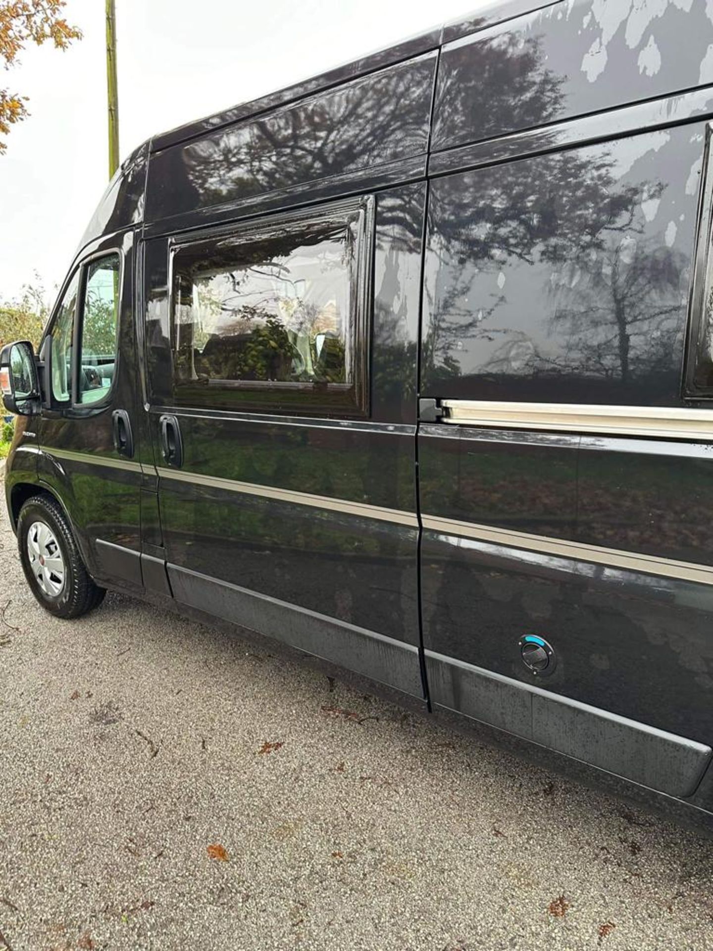 2021 FIAT AUTO-TRAIL EXPEDITION 66 BLACK MOTORHOME CAMPER UNDER 6K MILES! *NO VAT* - Image 5 of 31