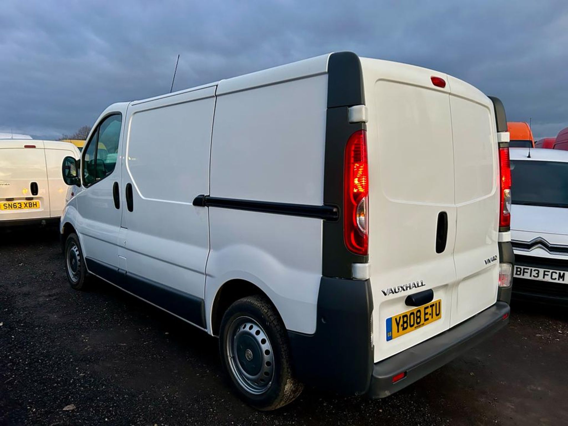 2008 VAUXHALL VIVARO 2700 CDTI SWB WHITE PANEL VAN *NO VAT* - Image 7 of 14