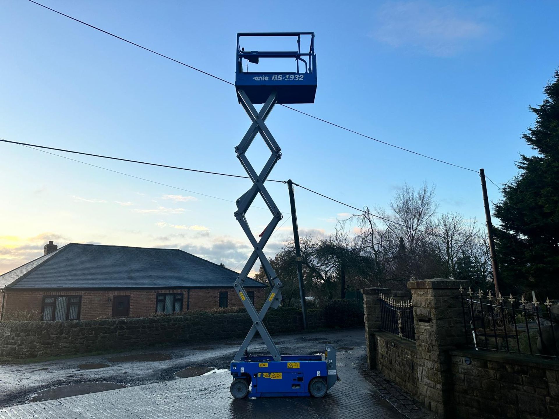 2019 GENIE GS-1932 ELECTRIC SCISSOR LIFT *PLUS VAT* - Image 4 of 13