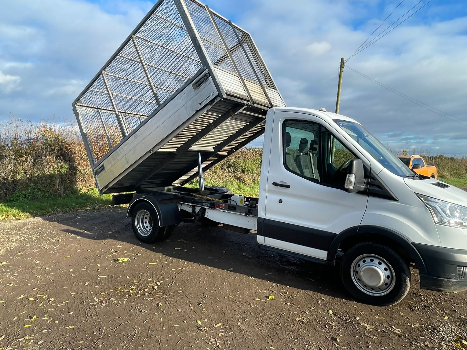 2016 FORD TRANSIT 350 WHITE CHASSIS CAB *PLUS VAT* - Image 2 of 12