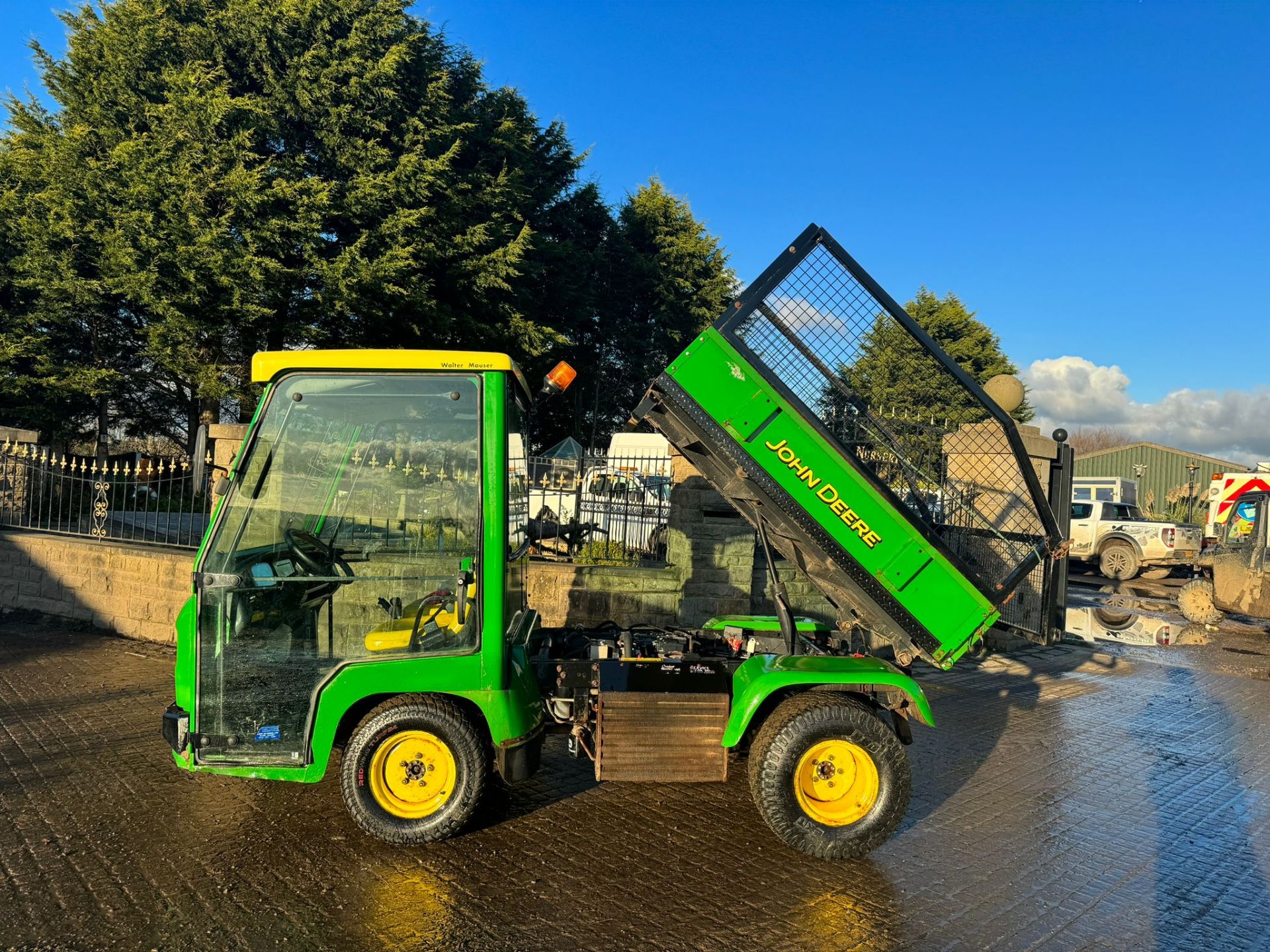 2014 JOHN DEERE 2030A 4WD PRO GATOR *PLUS VAT* - Image 6 of 19