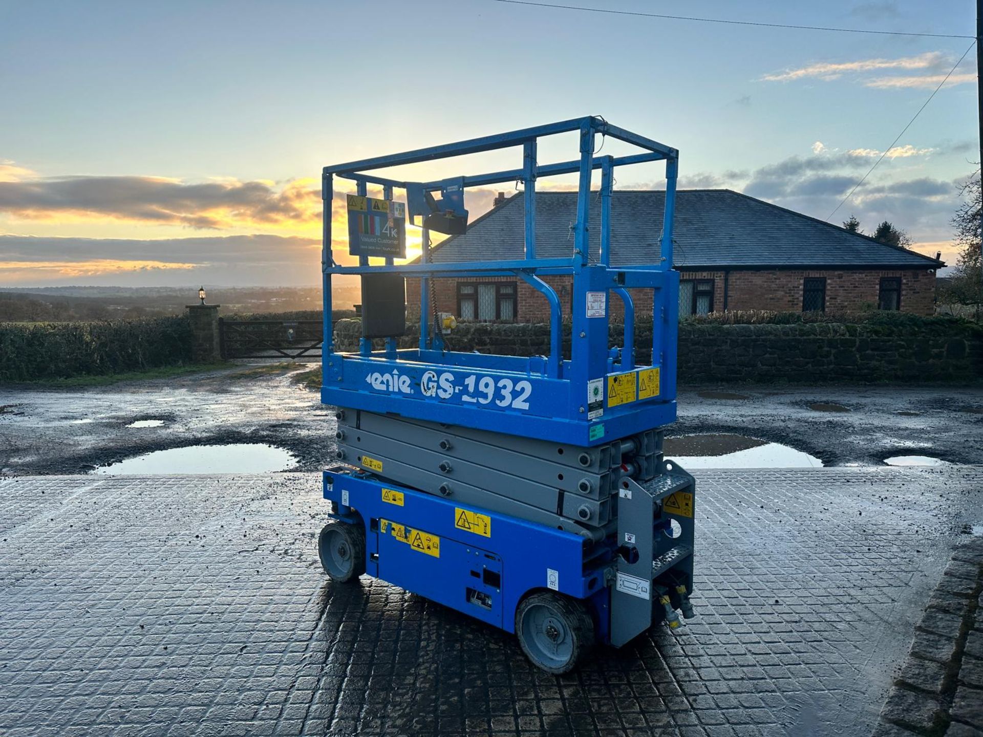 2019 GENIE GS-1932 ELECTRIC SCISSOR LIFT *PLUS VAT* - Image 5 of 13