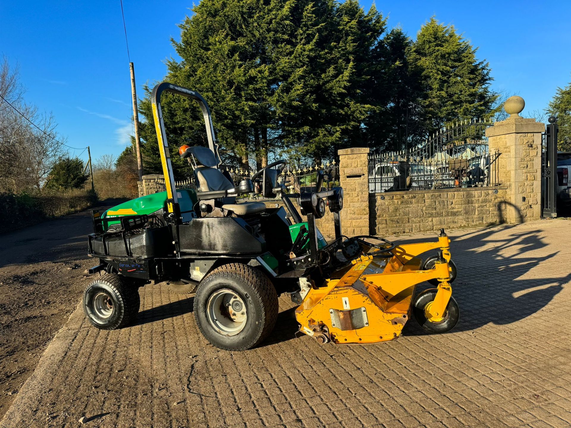 RANSOMES HR300 RIDE ON LAWN MOWER FLAIL MOWER *PLUS VAT* - Image 18 of 20