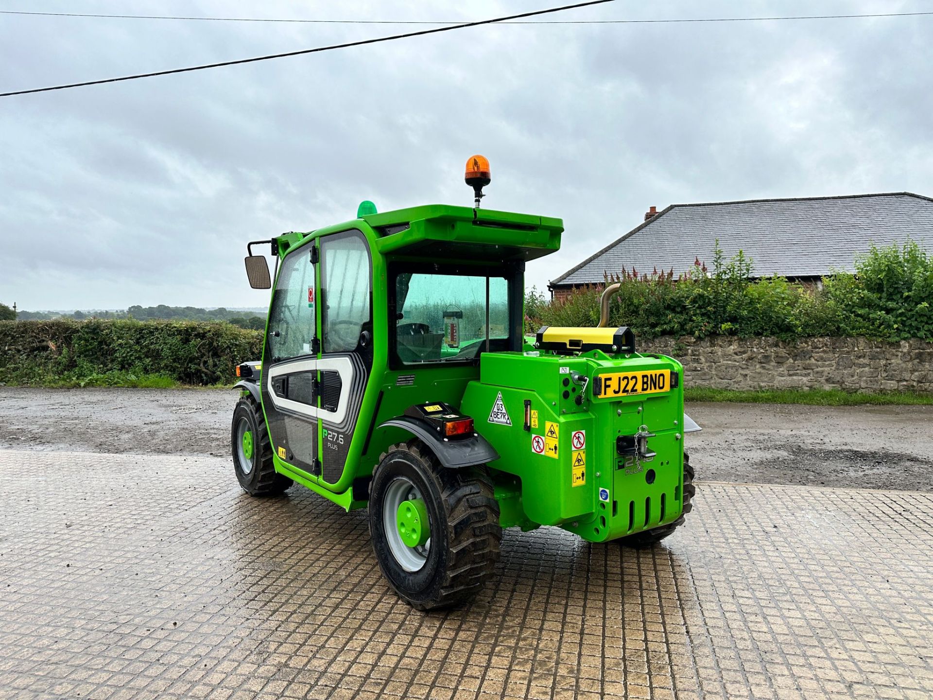 2022 MERLO P27.6 PLUS 4WD COMPACT TELESCOPIC TELEHANDLER *PLUS VAT* - Image 5 of 18