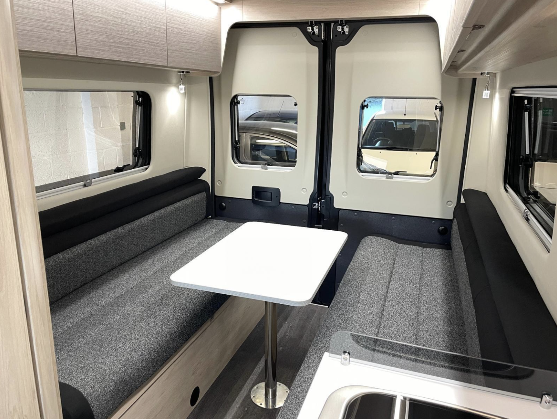 2021 FIAT AUTO-TRAIL EXPEDITION 66 BLACK MOTORHOME CAMPER UNDER 6K MILES! *NO VAT* - Image 23 of 31