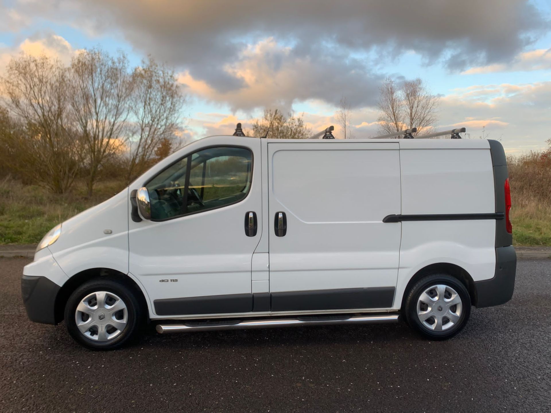 2011/61 REG RENAULT TRAFIC SL29 DCI 115 2.0 DIESEL WHITE PANEL VAN, SHOWING 1 FORMER KEEPER *NO VAT* - Image 4 of 25