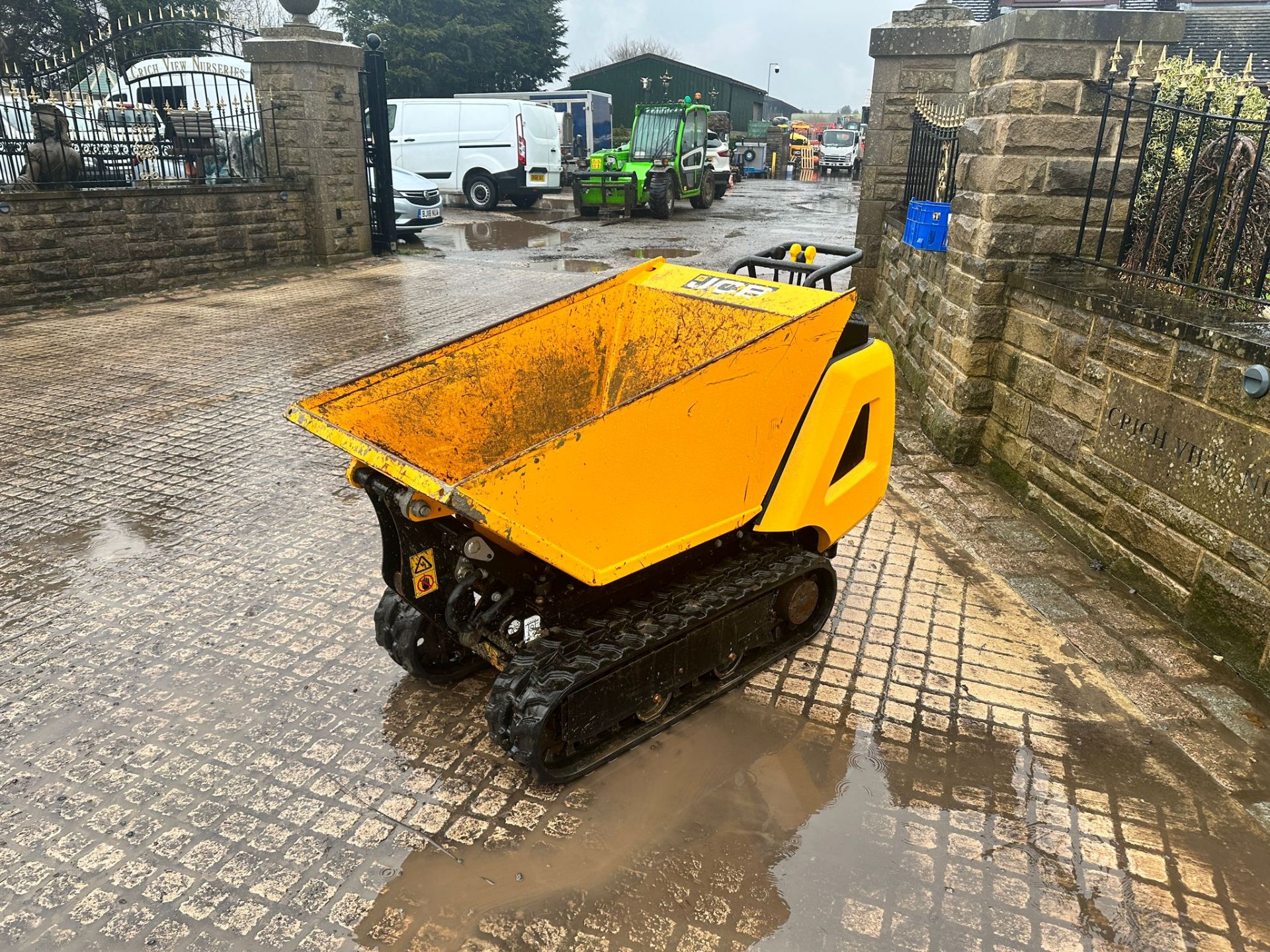 2022 JCB HTD-5 DIESEL TRACKED PEDESTRIAN HIGH TIP DUMPER *PLUS VAT* - Image 2 of 16