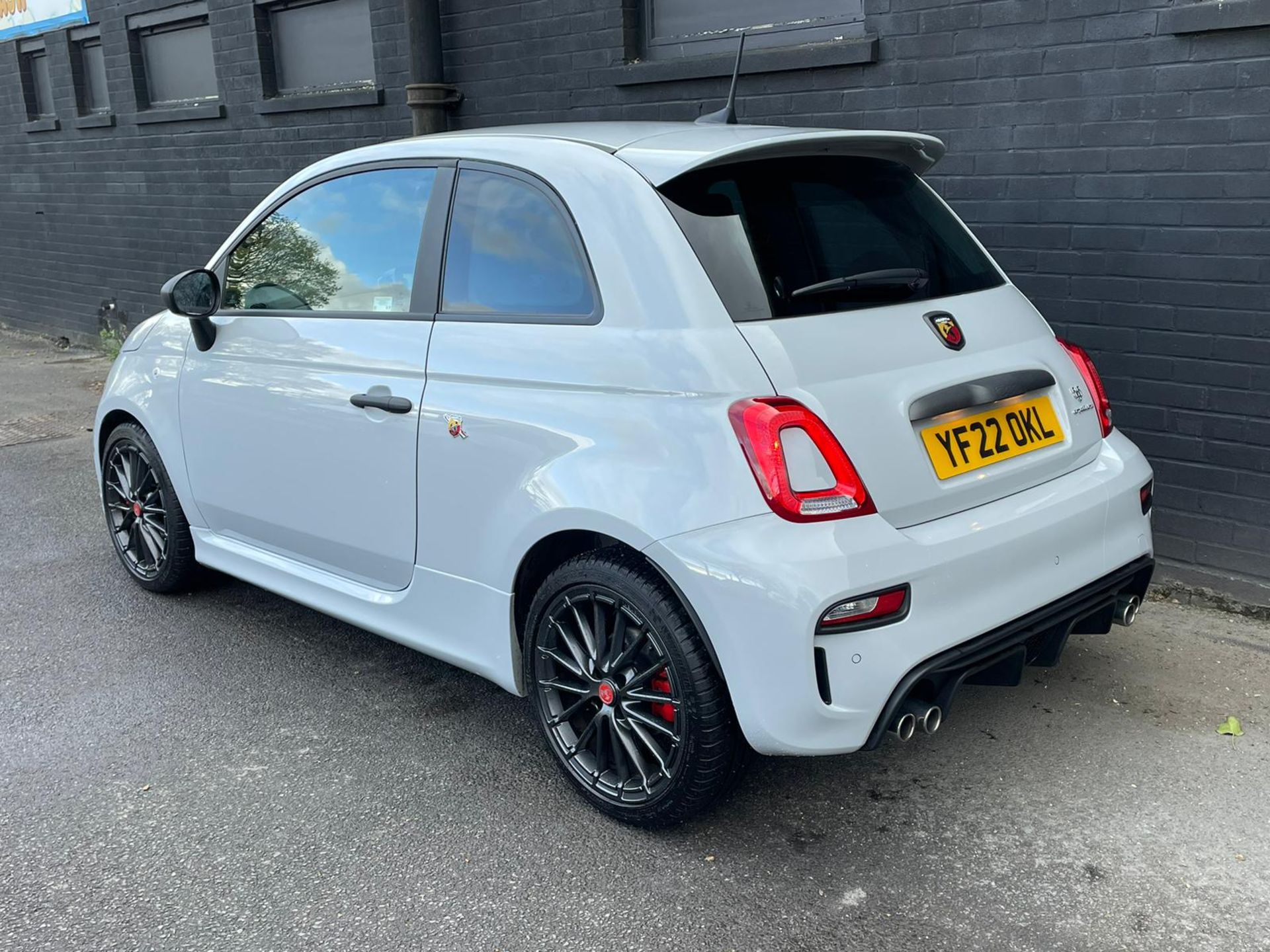 2022 ABARTH 595 COMPETIZIONE GREY HATCHBACK *PLUS VAT* - Image 7 of 20