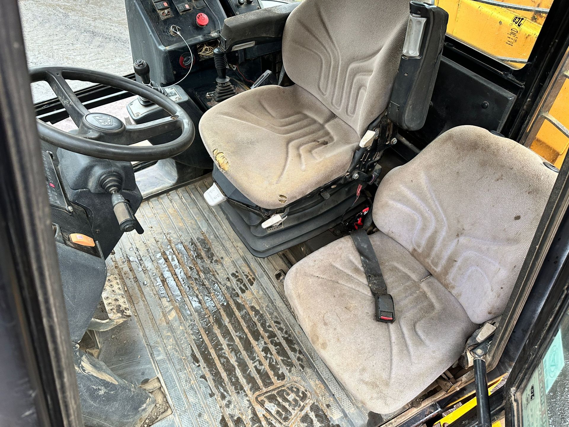 2007 JCB 714 4WD 14 TON ARTICULATED DUMPER *PLUS VAT* - Image 15 of 21