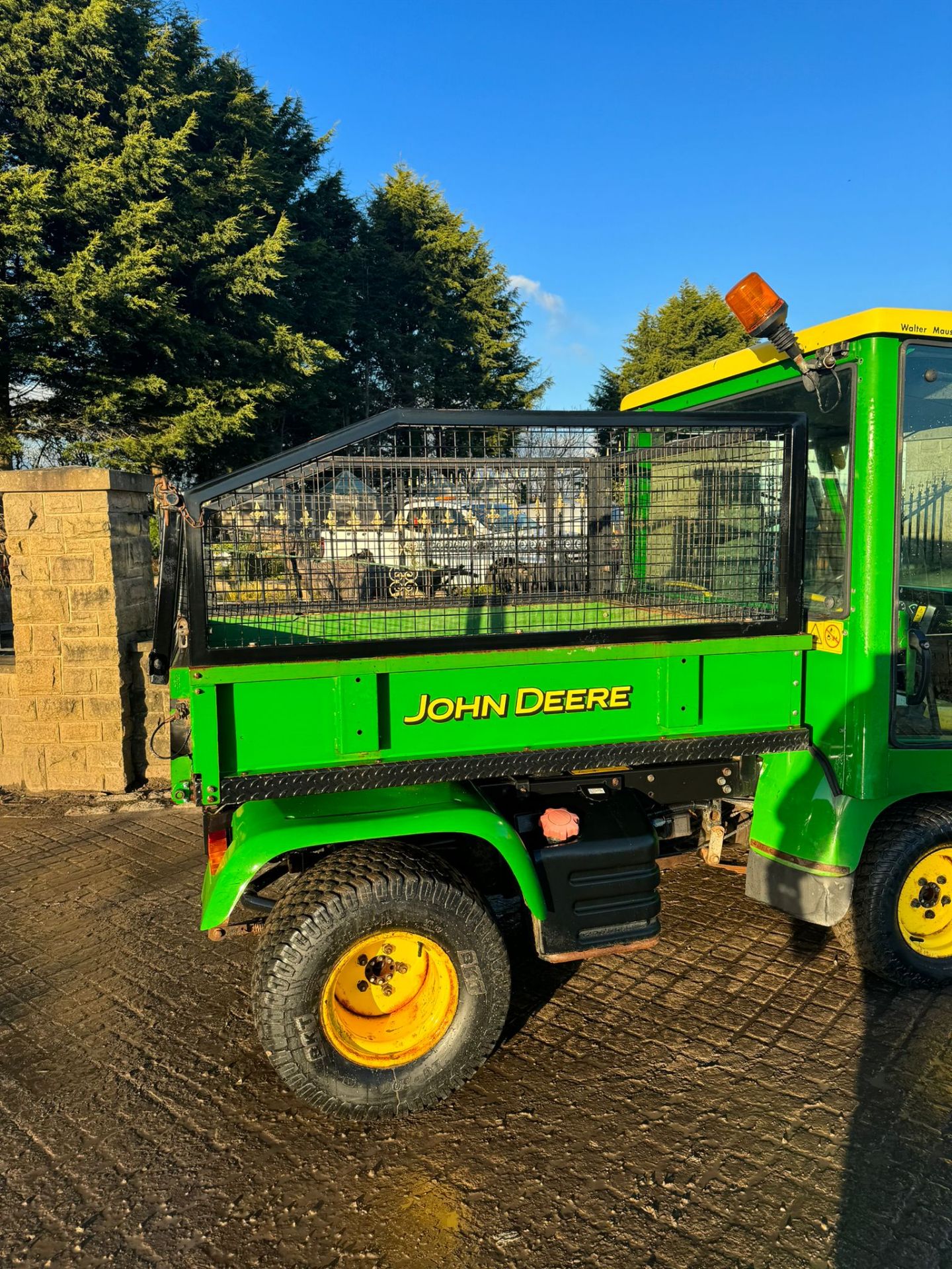 2014 JOHN DEERE 2030A 4WD PRO GATOR *PLUS VAT* - Image 12 of 19