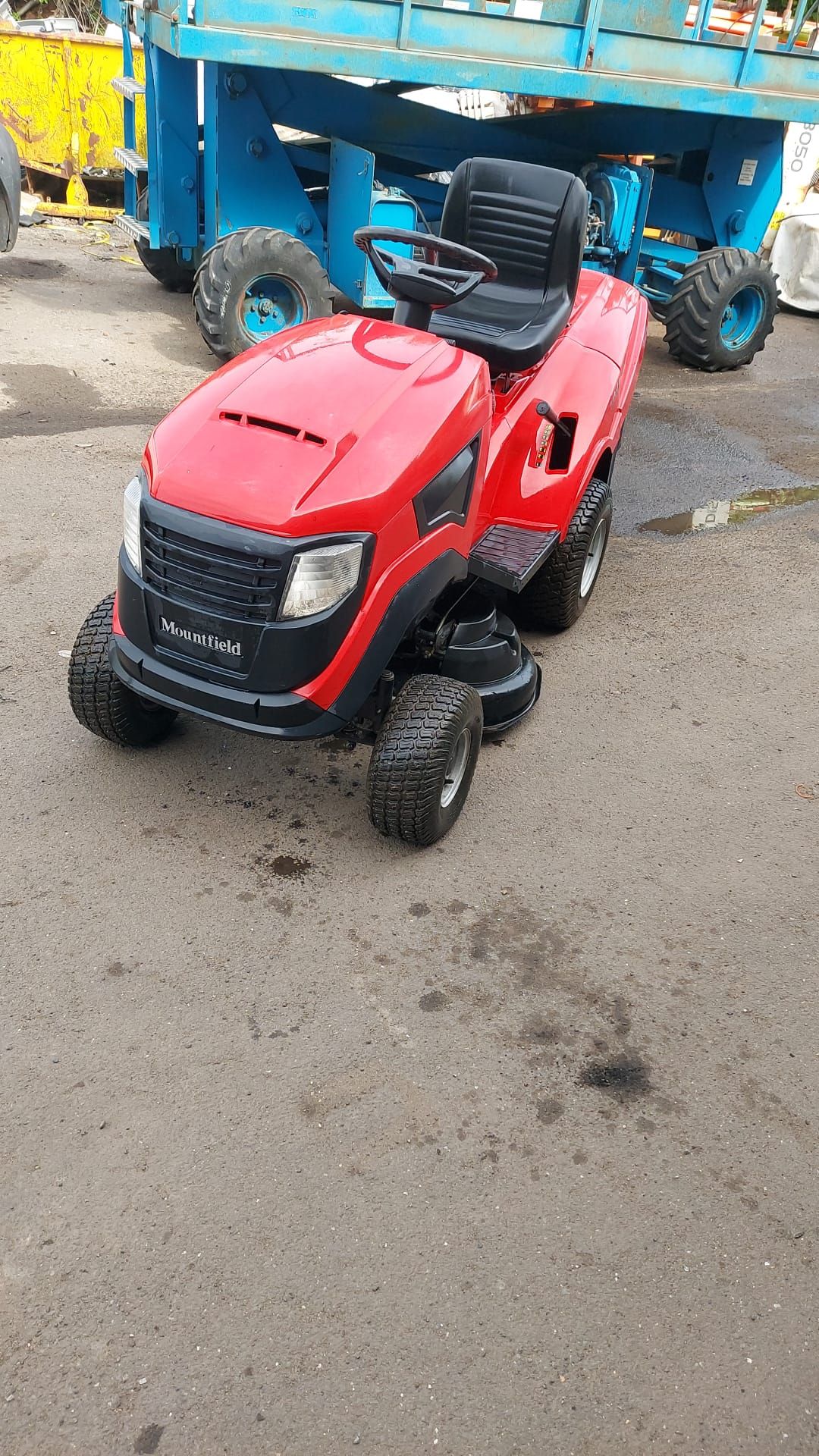 MOUNTFIELD 1436H RIDE ON MOWER *NO VAT* - Bild 2 aus 8