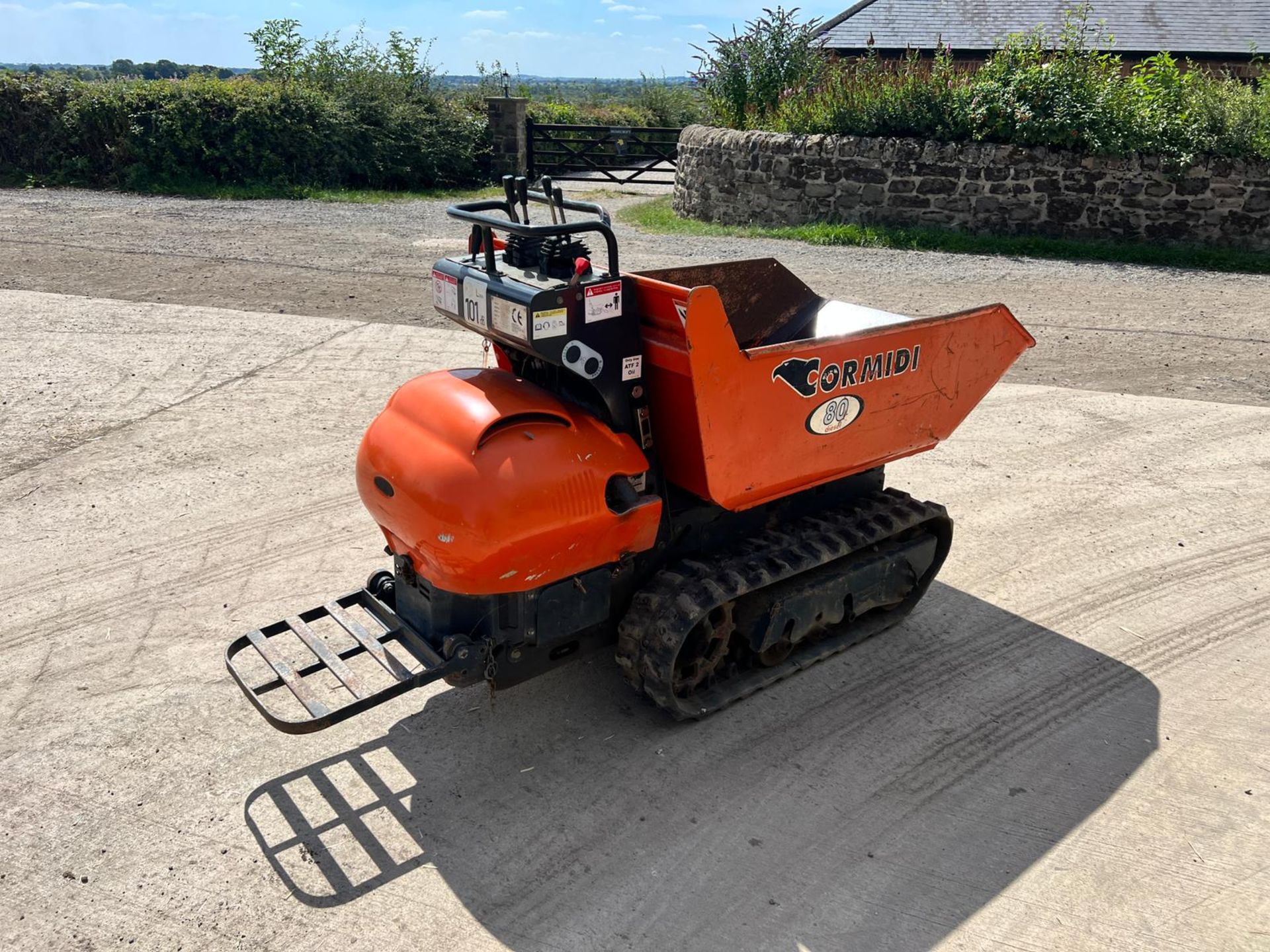 Cormidi C10.80RI 800KG Diesel Pedestrian Tracked Dumper *PLUS VAT* - Image 15 of 16