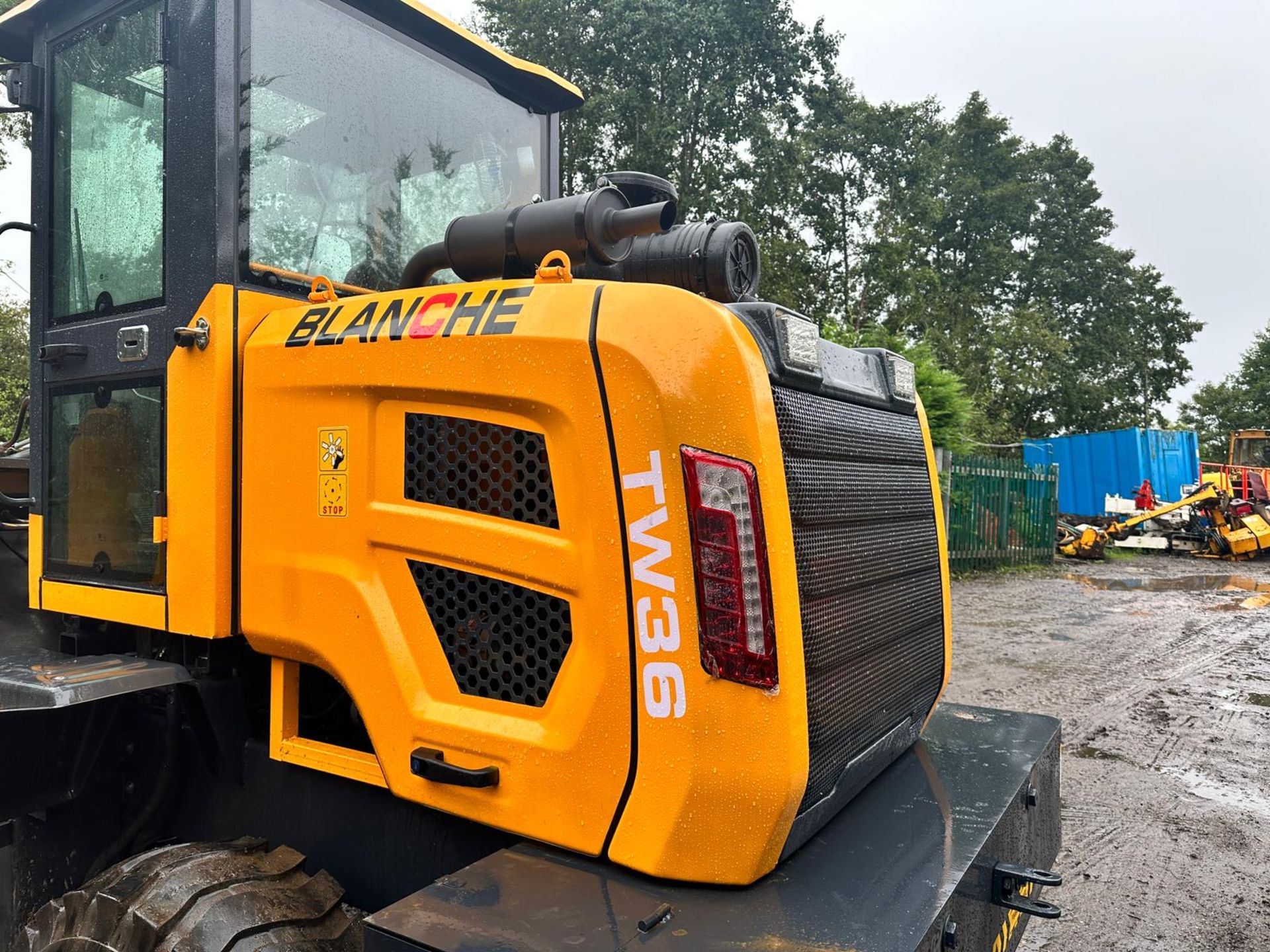 NEW/UNUSED BLANCHE TW36 LOADING SHOVEL *PLUS VAT* - Image 4 of 18