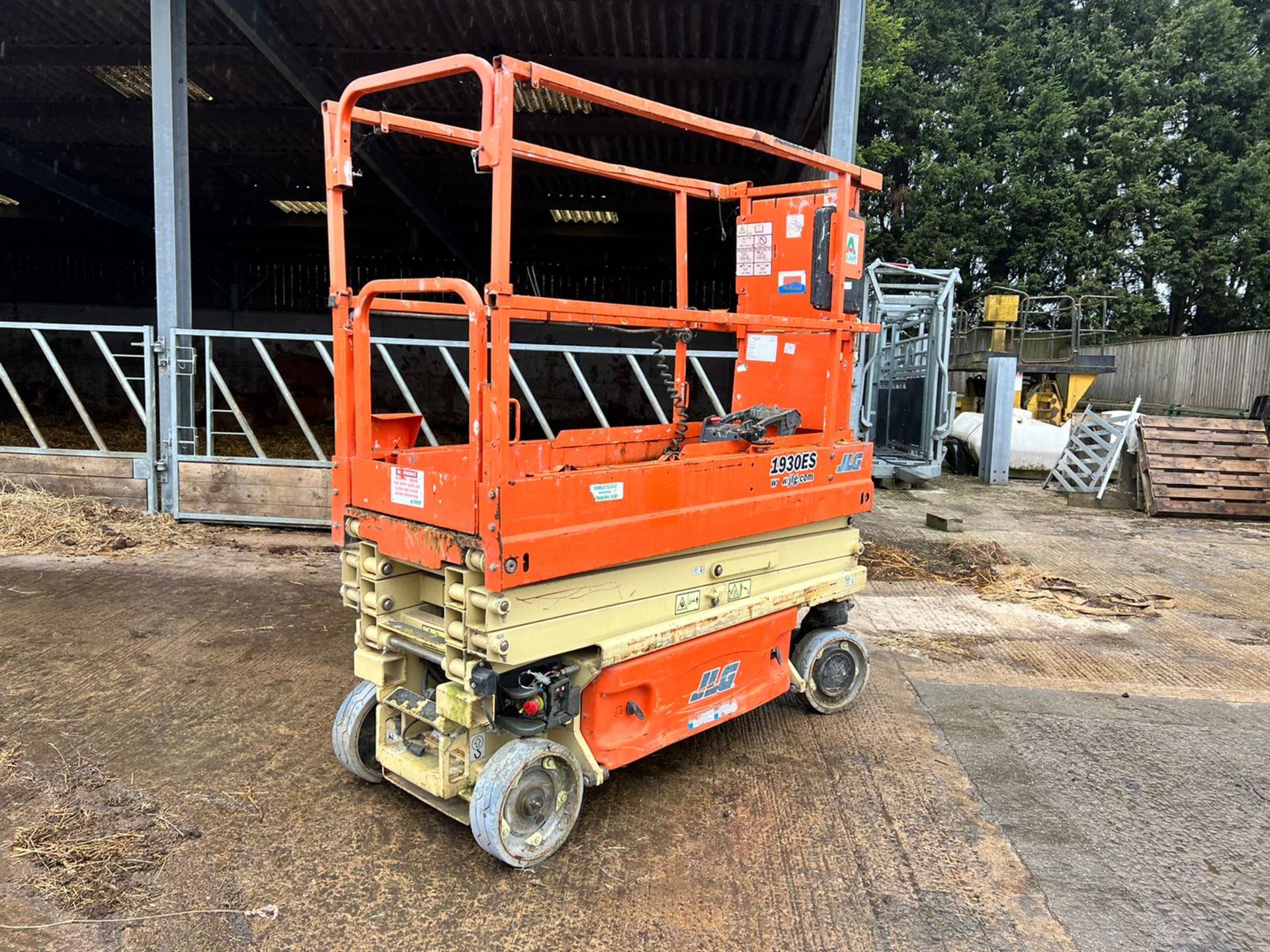 2016 JLG 1930ED ELECTRIC SCISSOR LIFT, UNTESTED, 4 BATTERIES *PLUS VAT* - Image 4 of 11