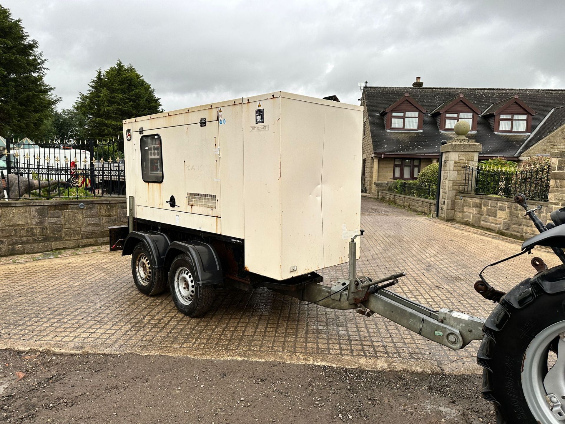 F.G.WILSON P75P1 75KVA DIESEL TWIN AXLE TOWBEHIND GENERATOR *PLUS VAT* - Image 5 of 16