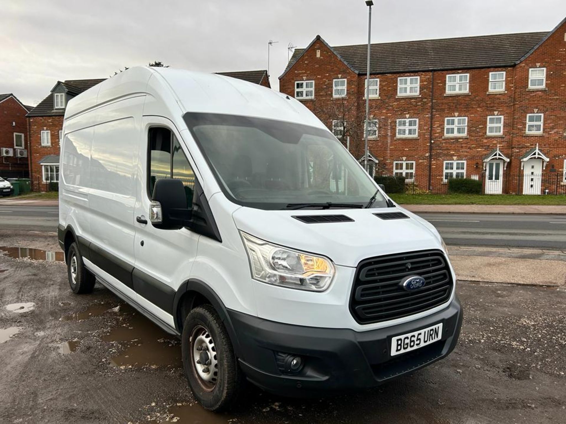 2015 FORD TRANSIT 350 WHITE PANEL VAN *NO VAT*