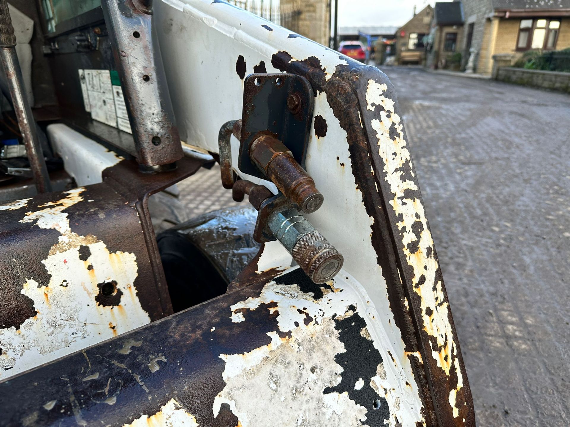 BOBCAT 753 WHEELED SKIDSTEER LOADER WITH BUCKET AND PALLET FORKS *PLUS VAT* - Image 10 of 14