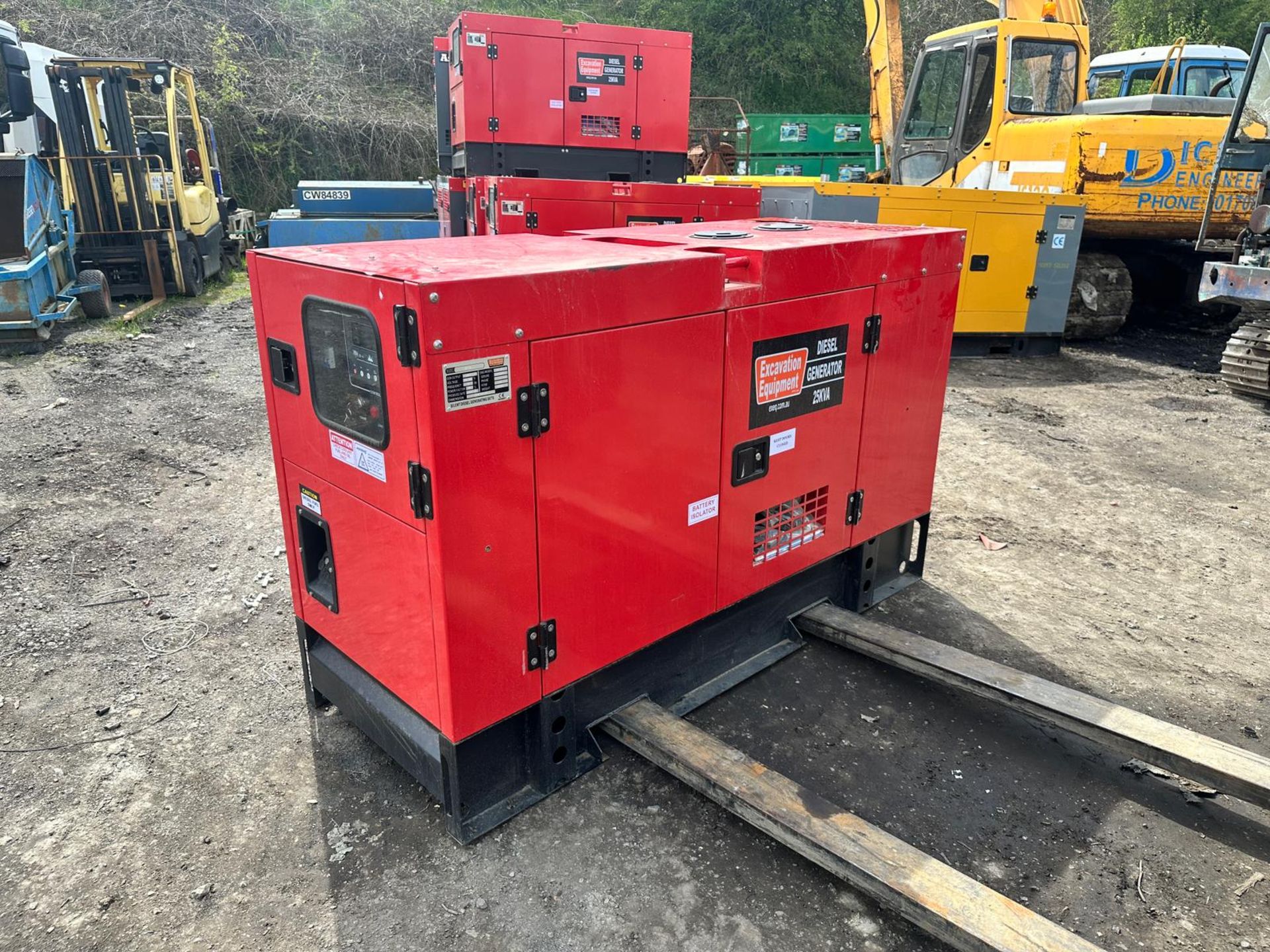 NEW/UNUSED 25KVA DIESEL SILENT GENERATOR *PLUS VAT* - Image 5 of 12