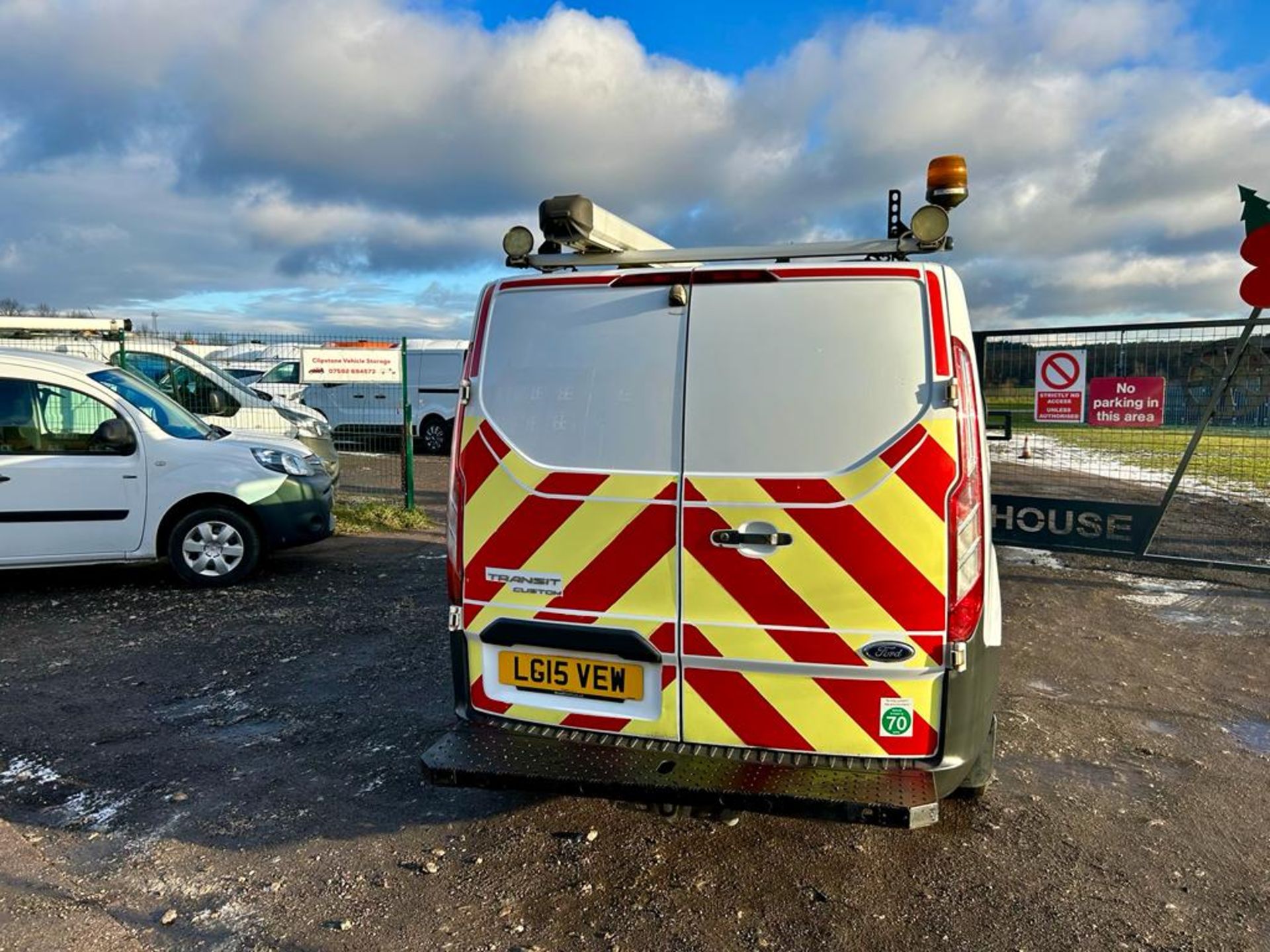 2015 FORD TRANSIT CUSTOM 310 ECO-TECH WHITE PANEL VAN *NO VAT* - Image 7 of 20