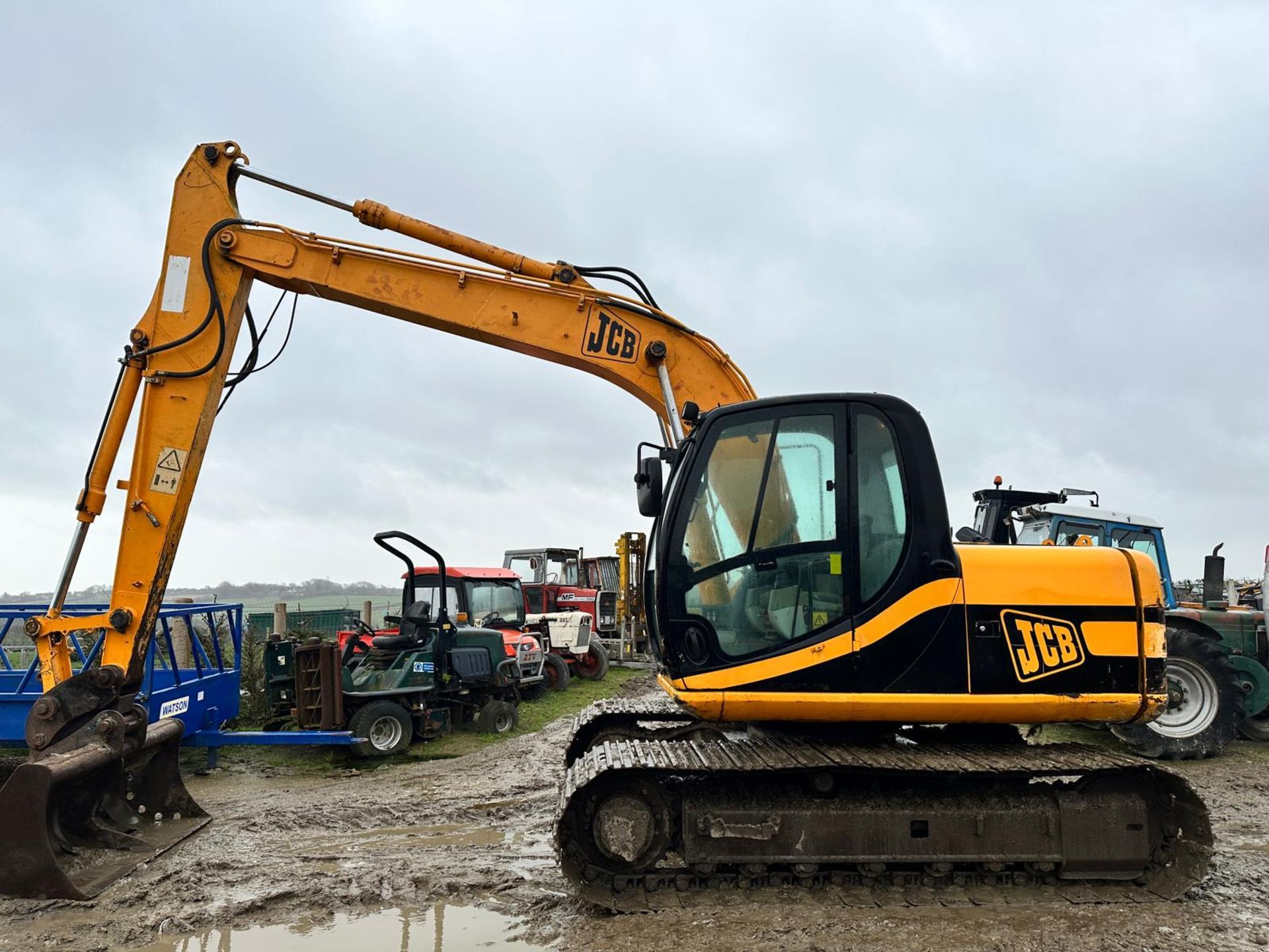 JCB JS130LC 13 Ton Excavator *PLUS VAT* - Image 3 of 25