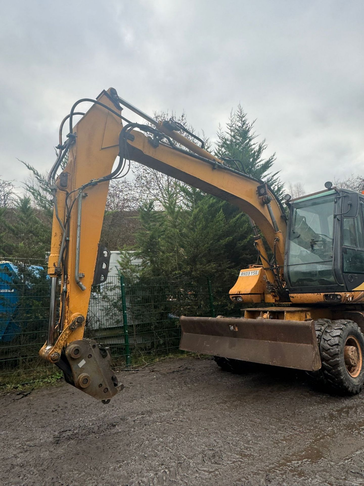 CASE WX150 WHEELED EXCAVATOR WITH FRONT BLADE *PLUS VAT* - Image 9 of 17