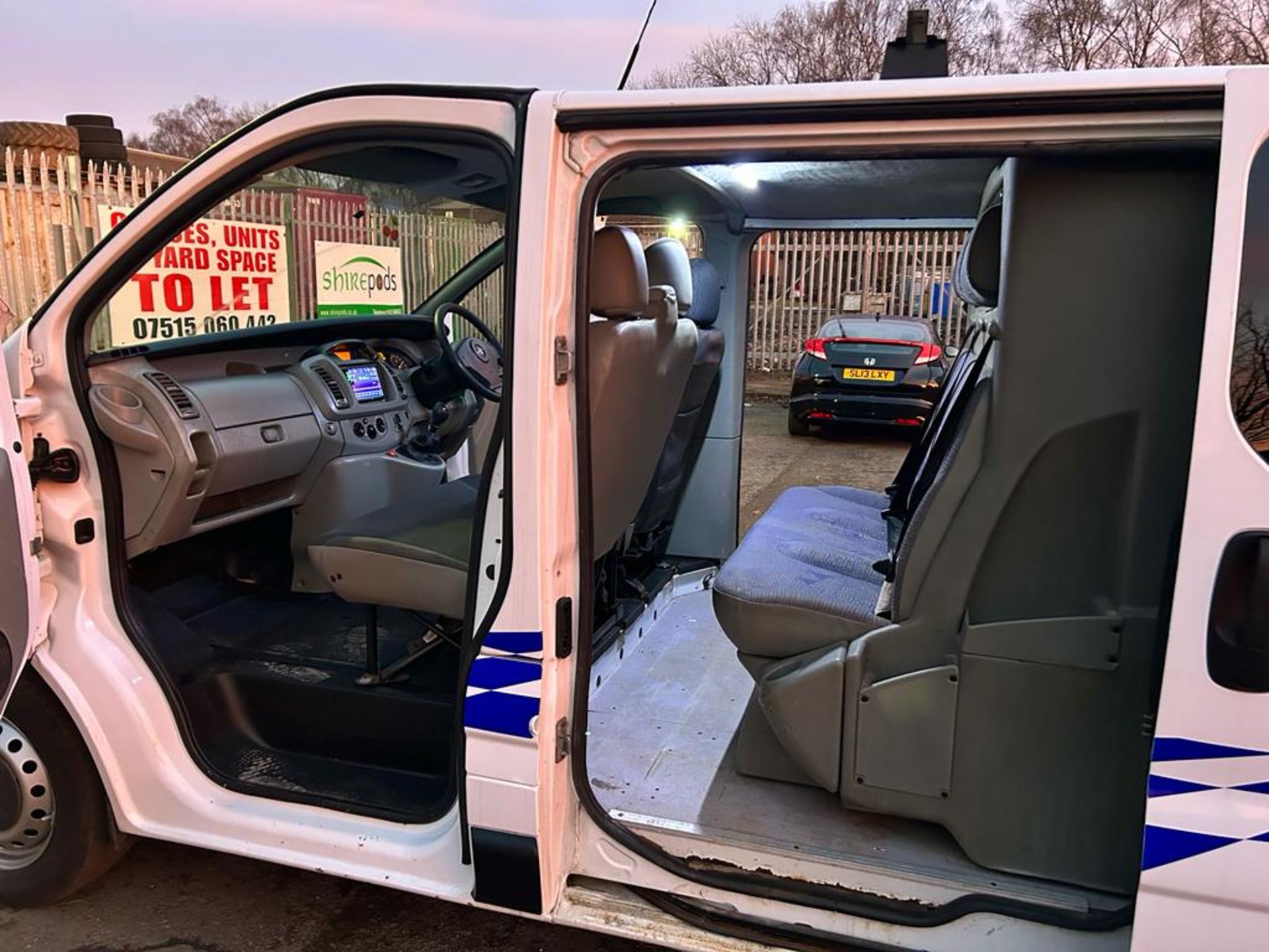 2007 VAUXHALL VIVARO 2900 CDTI SWB WHITE PANEL VAN *NO VAT* - Image 9 of 21