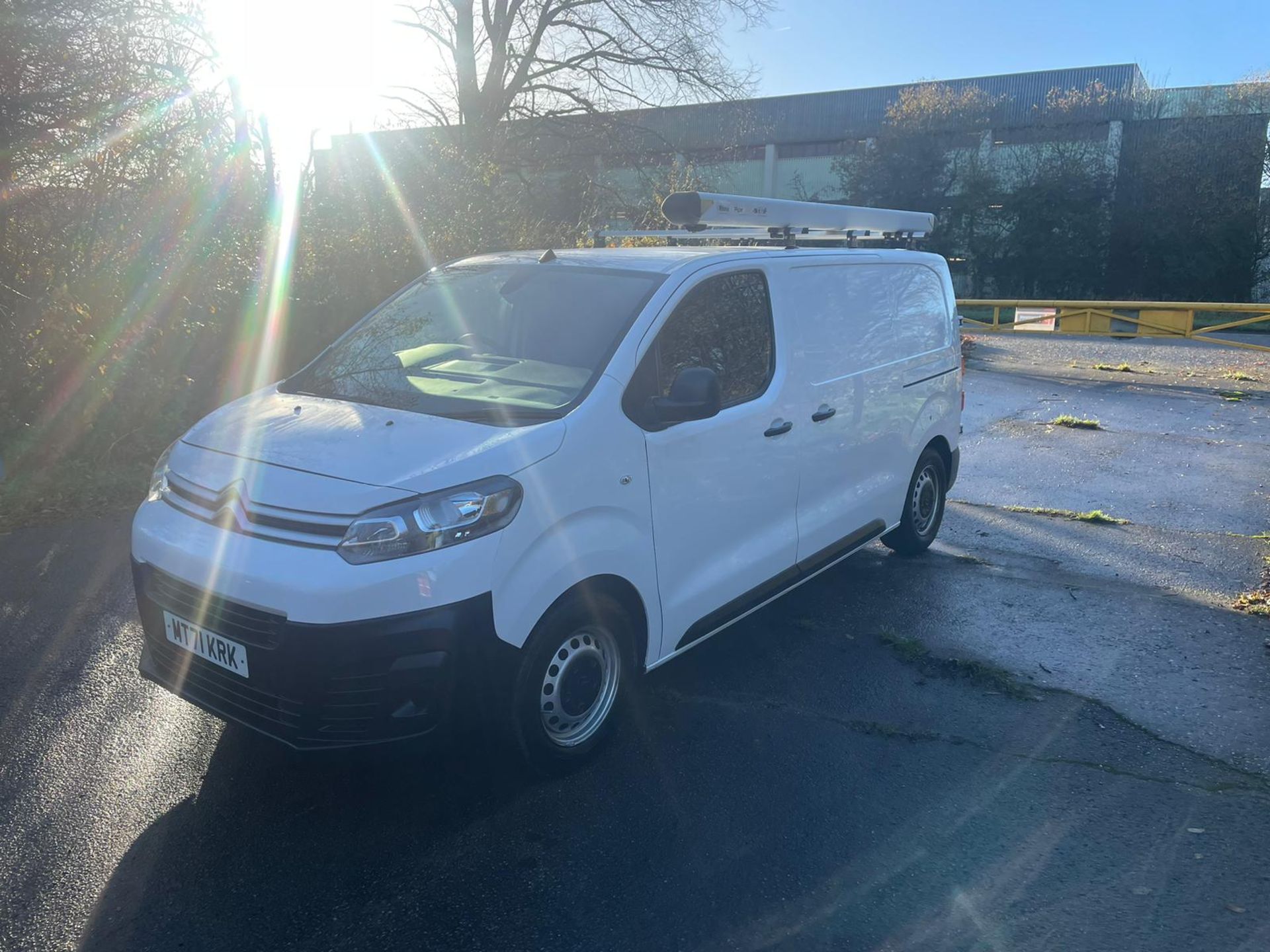 2021 CITROEN DISPATCH 1000 ENT PRO B-HDI SS WHITE PANEL VAN *NO VAT* - Image 4 of 23