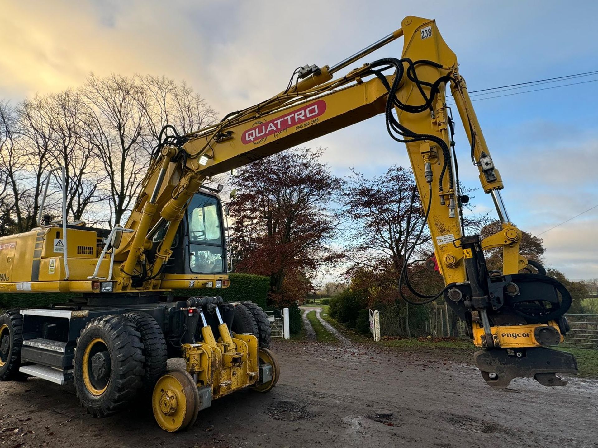 2003 KOMATSU PW150ES-6K 4WD WHEELED EXCAVATOR C/W HITCH & RAILWAY GEAR *PLUS VAT* - Image 12 of 22