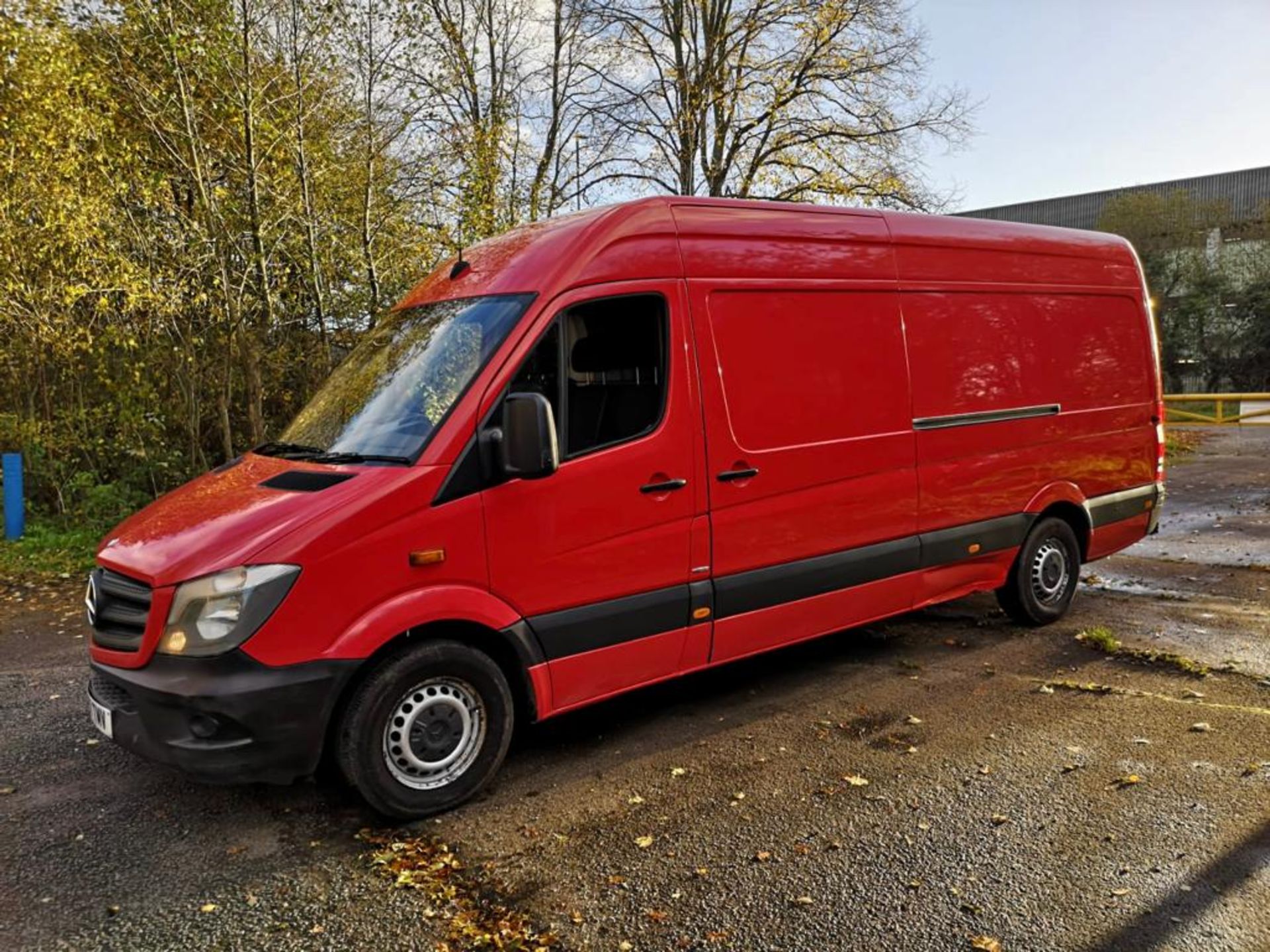 2017 MERCEDES-BENZ SPRINTER 311CDI RED PANEL VAN *NO VAT* - Image 3 of 11