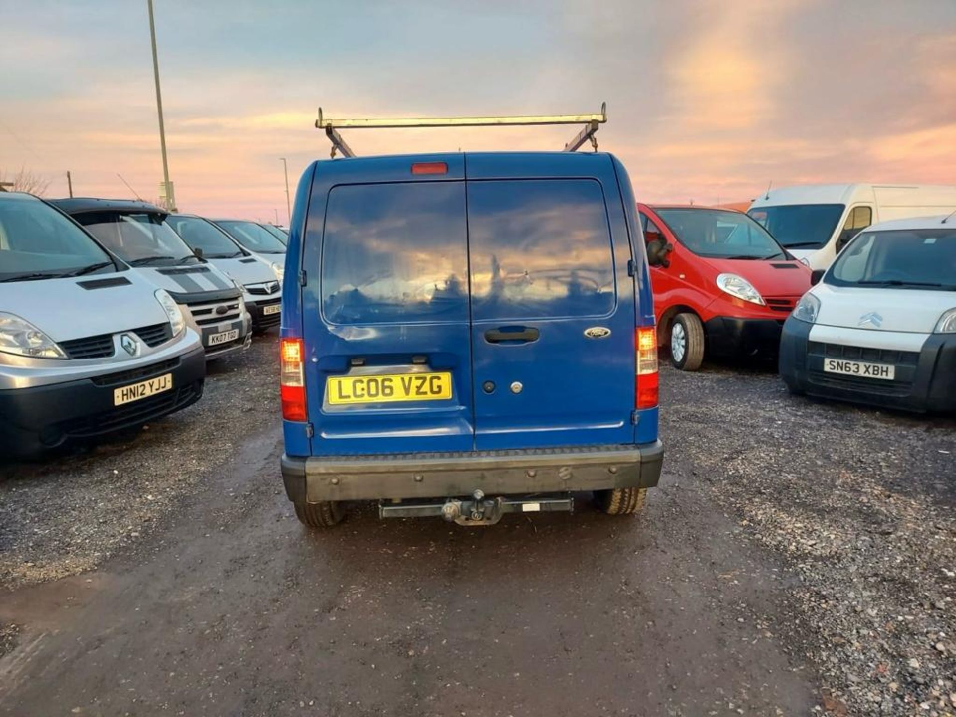 2006 FORD TRAN CONNECT L 220 TD SWB BLUE PANEL VAN *NO VAT* - Image 5 of 11