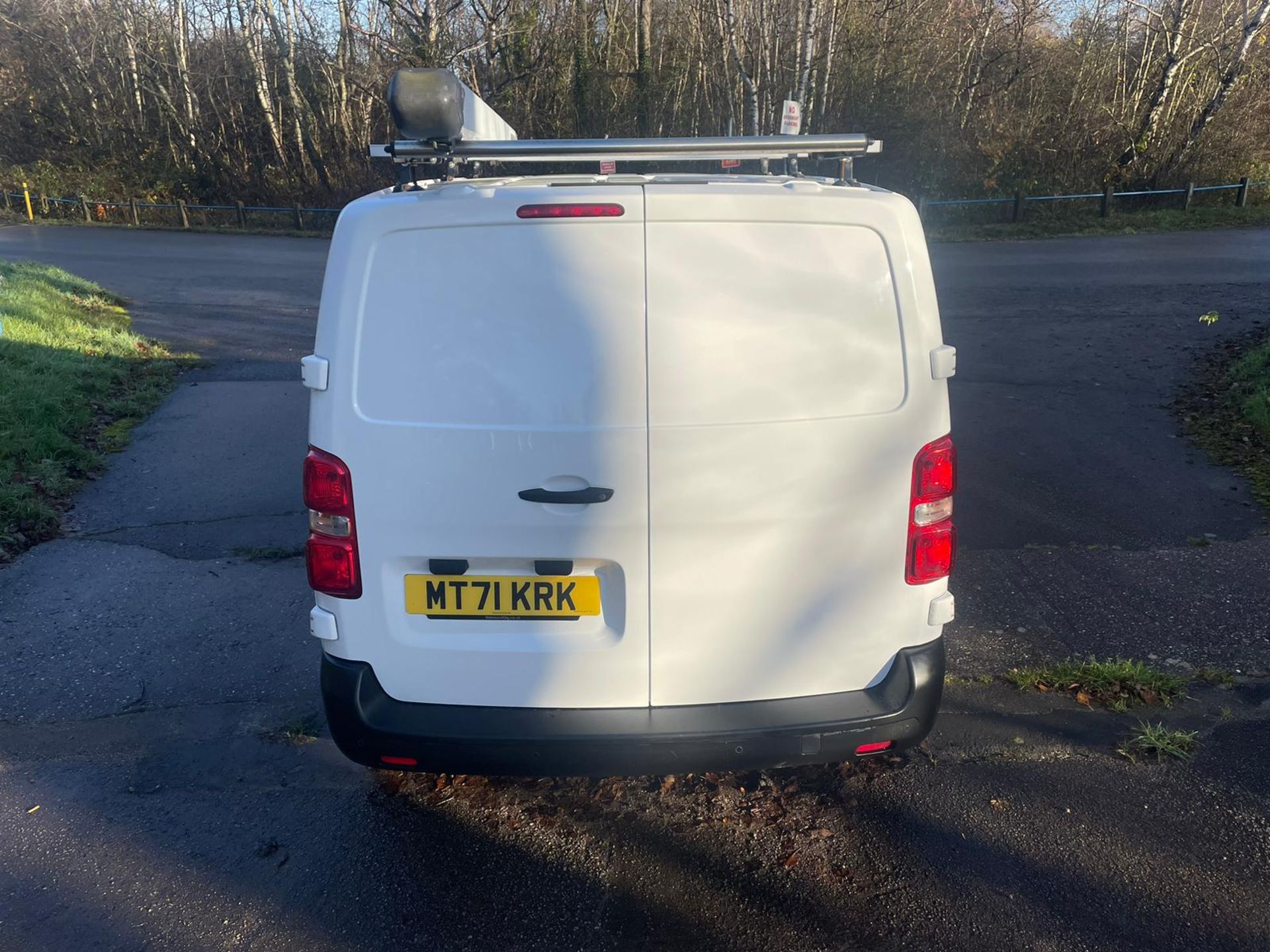 2021 CITROEN DISPATCH 1000 ENT PRO B-HDI SS WHITE PANEL VAN *NO VAT* - Image 9 of 23