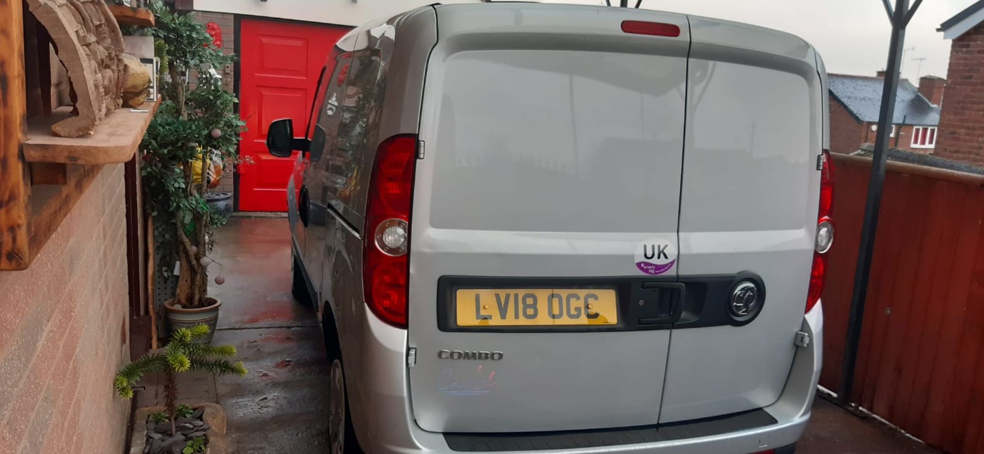 2018 VAUXHALL COMBO 2000 SPORTIVE CDTI SILVER PANEL VAN *PLUS VAT* - Image 7 of 18