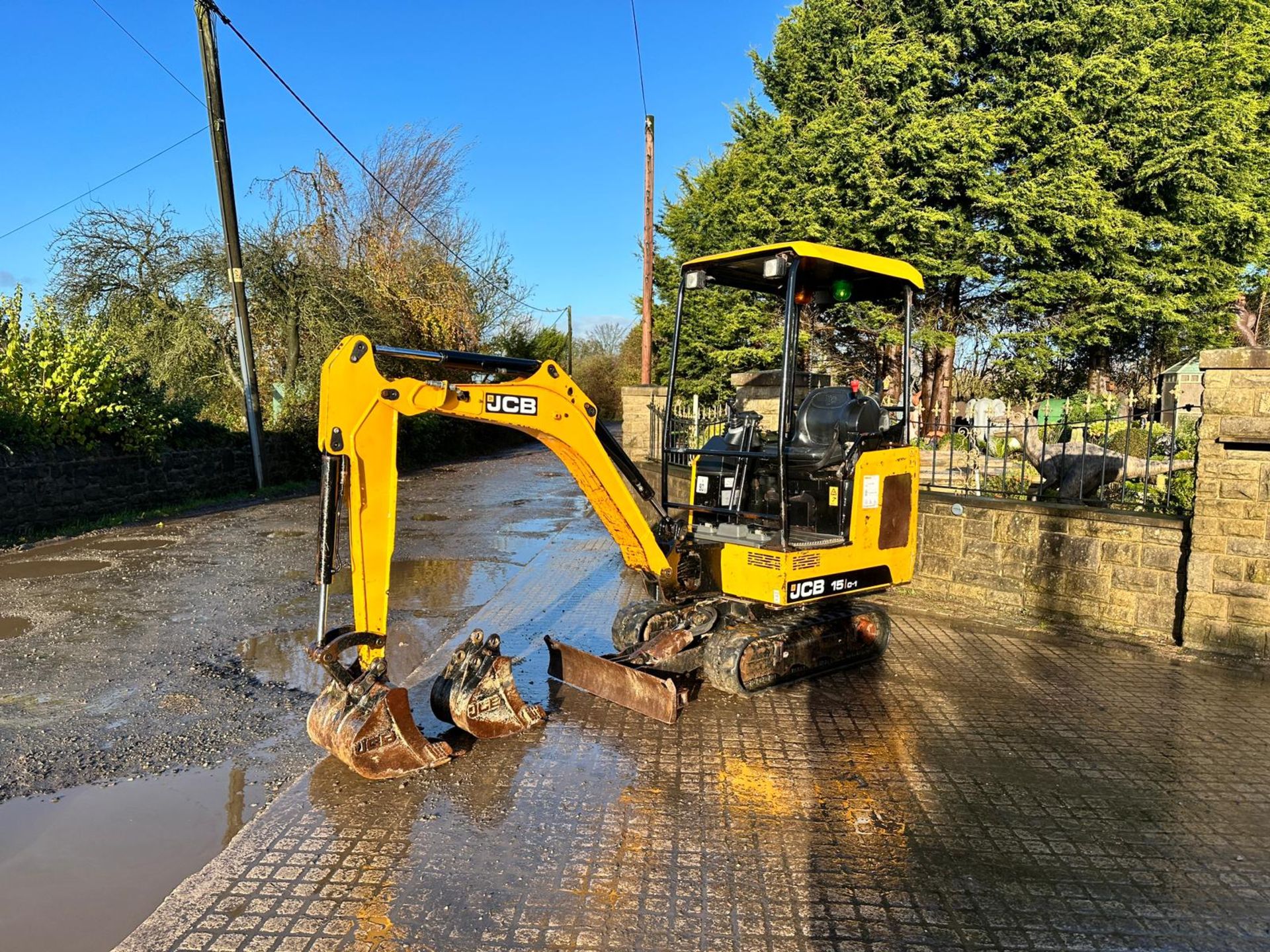 2018 JCB 15C-1 MINI EXCAVATOR *PLUS VAT* - Image 3 of 20