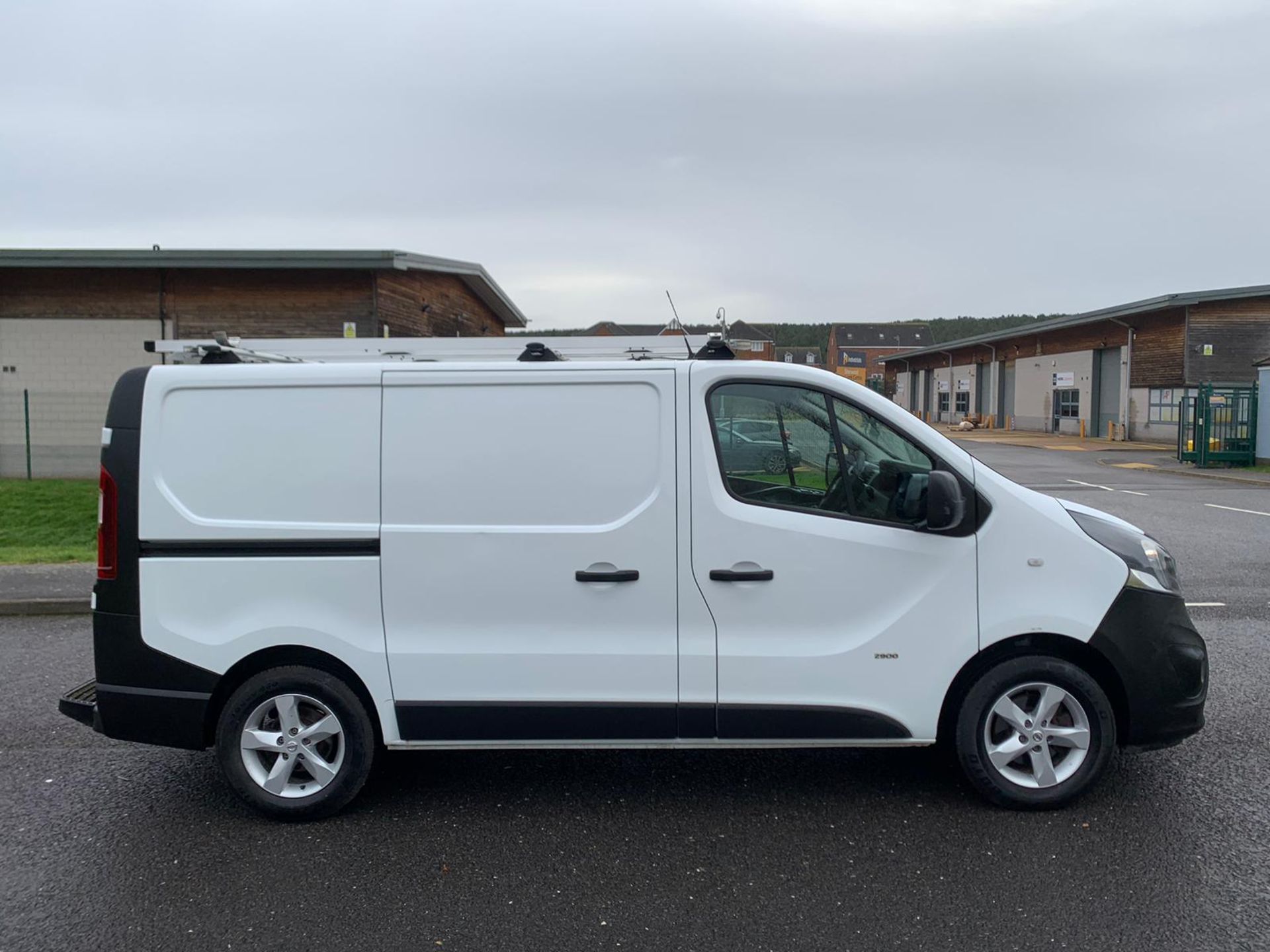 2014/64 REG VAUXHALL VIVARO 2900 CDTI ECOFLEX 1.6 DIESEL PANEL VAN, SHOWING 1 FORMER KEEPER *NO VAT* - Image 7 of 19