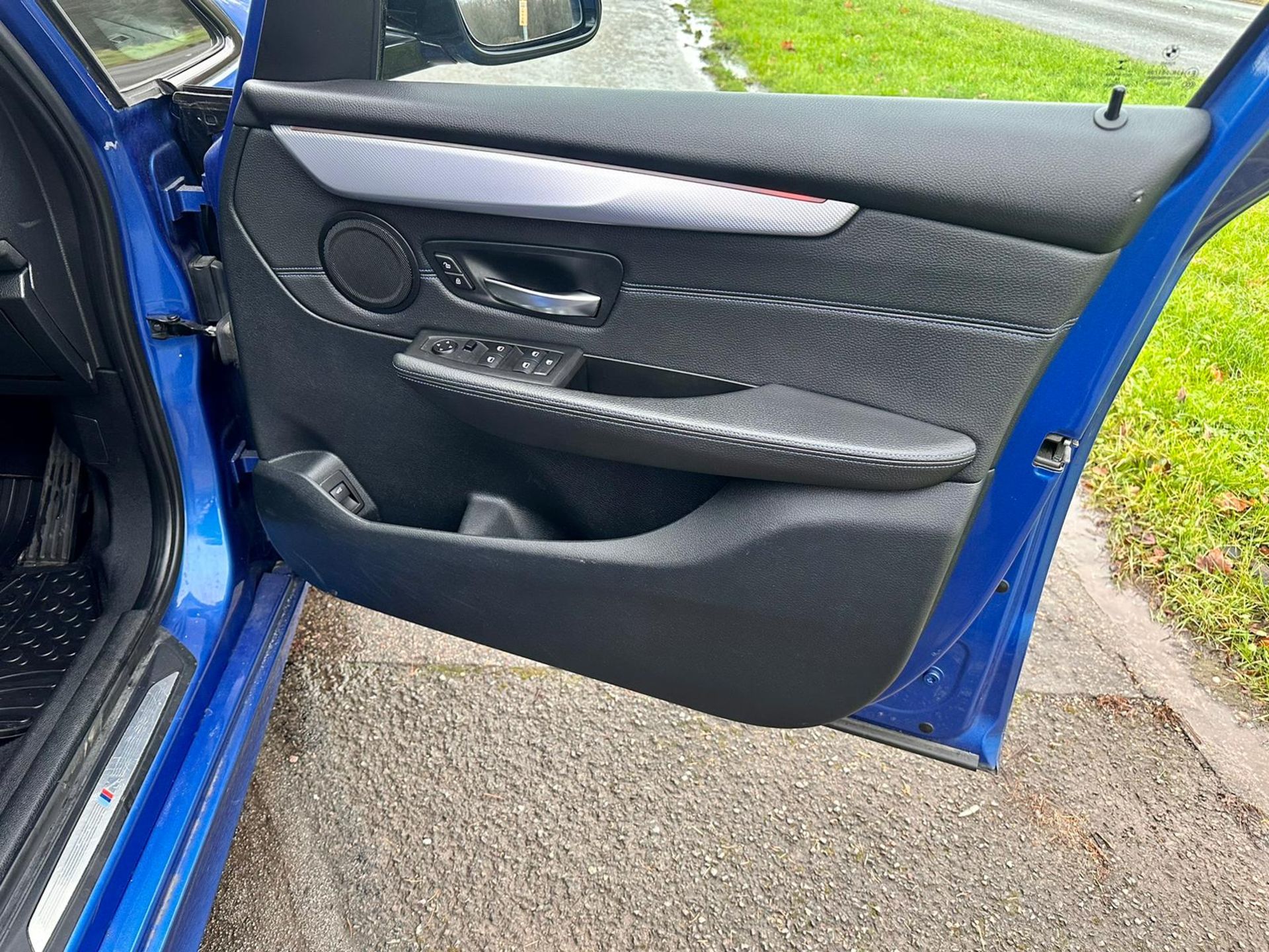 2017 BMW 218D M SPORT BLUE MPV *NO VAT* - Image 15 of 27