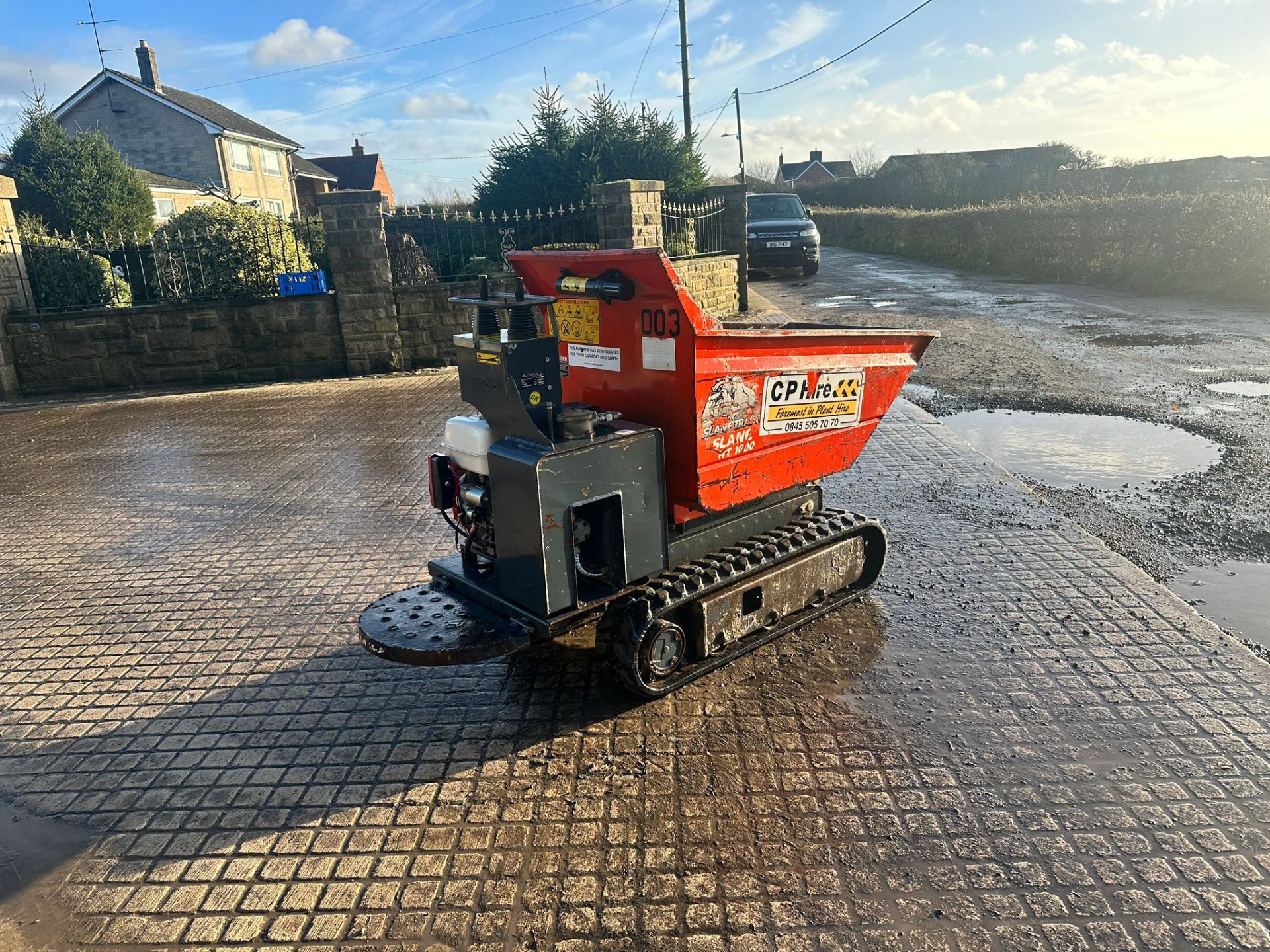 2017 SLANETRAC HT1000 1 TON HIGH TIP TRACKED DUMPER *PLUS VAT* - Image 9 of 16