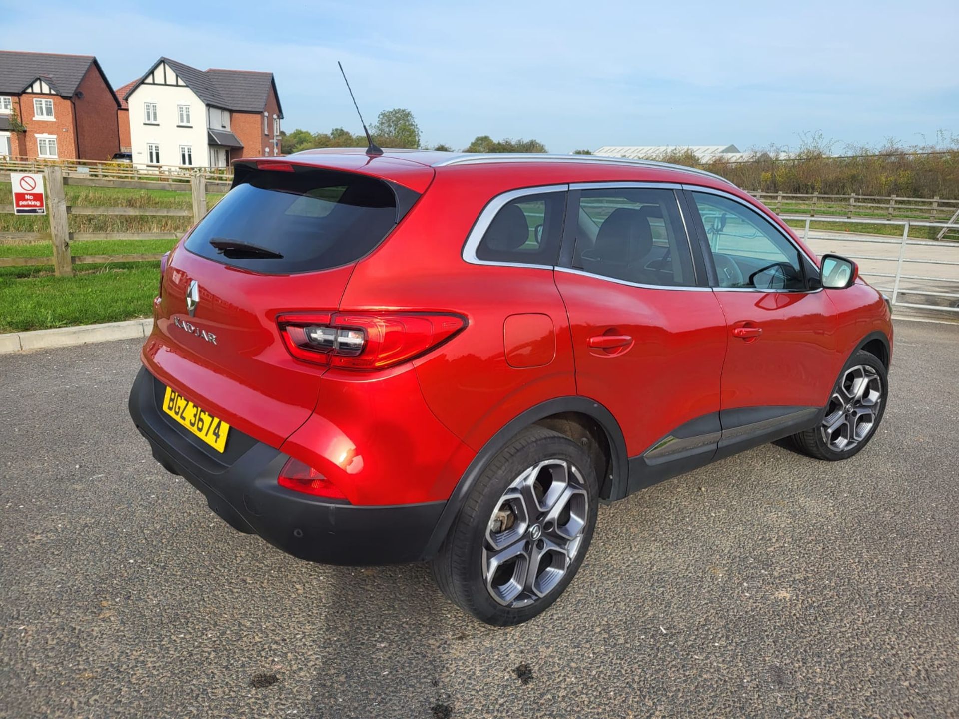 2016 RENAULT KADJAR DYNAMIQUE S NAV TCE RED SUV ESTATE *NO VAT* - Image 7 of 14