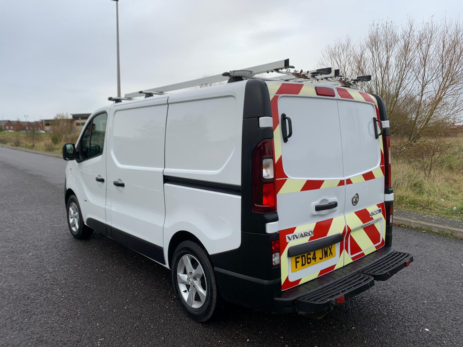 2014/64 REG VAUXHALL VIVARO 2900 CDTI ECOFLEX 1.6 DIESEL PANEL VAN, SHOWING 1 FORMER KEEPER *NO VAT* - Image 4 of 19