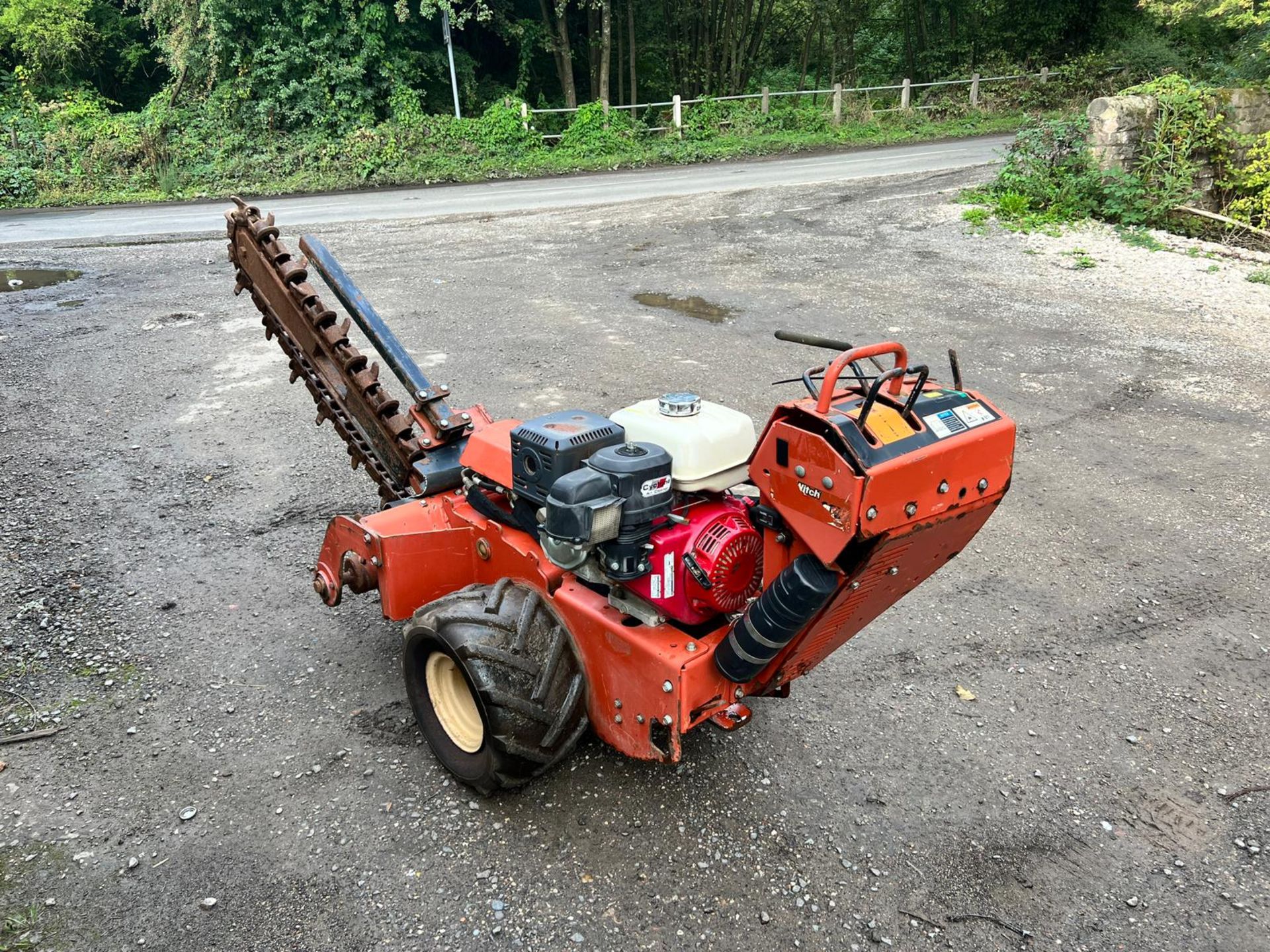 Ditch Witch RT10 Walk Behind Pedestrian Trencher *PLUS VAT* - Image 6 of 13