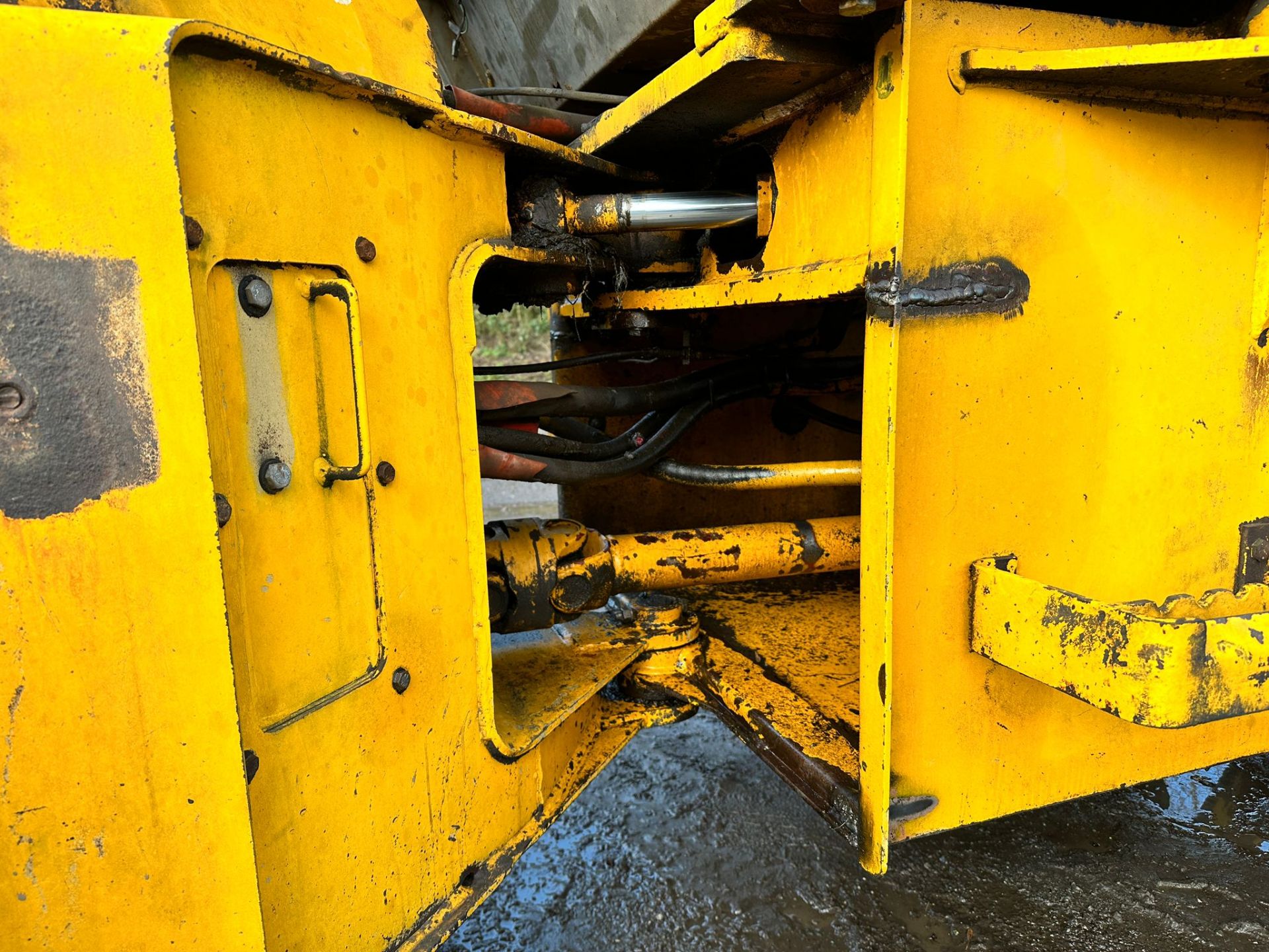 JCB 410 LOADING SHOVEL *PLUS VAT* - Image 10 of 16