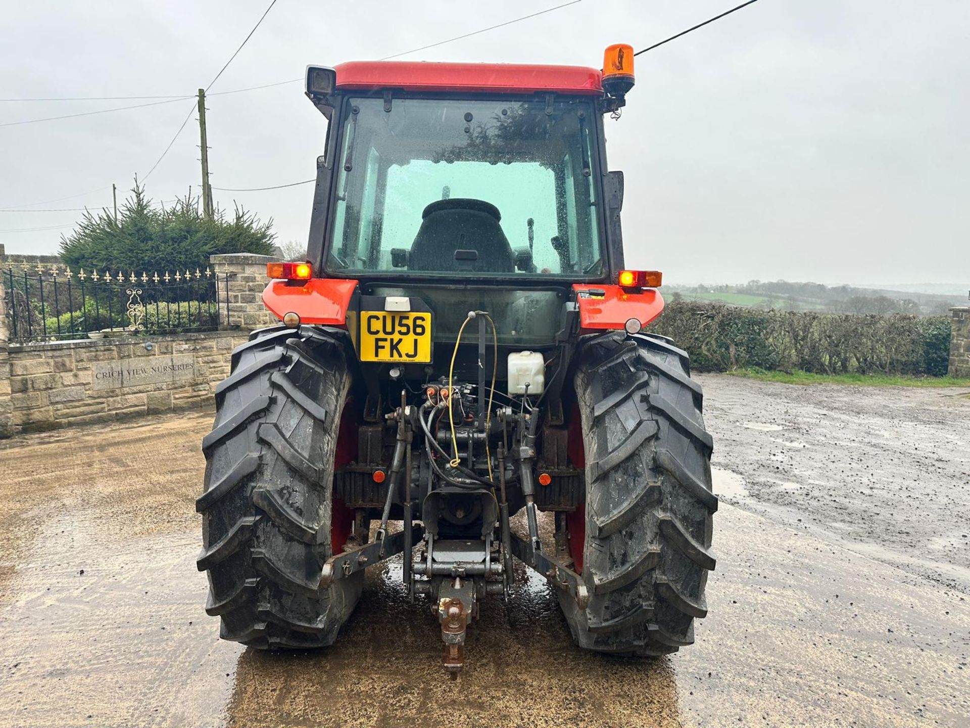 56 Reg. Kubota ME5700 4WD Tractor With Front Loader And Bucket *PLUS VAT* - Image 7 of 29