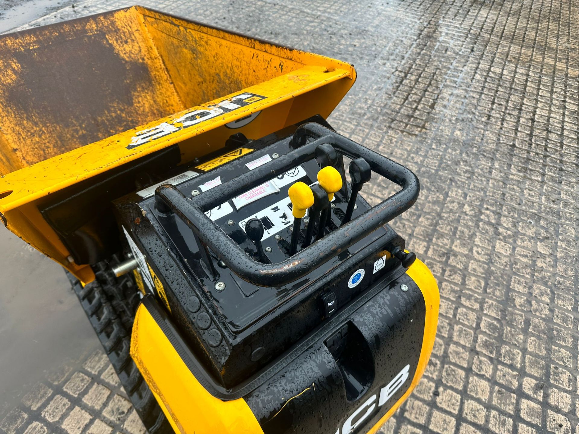 2022 JCB HTD-5 DIESEL TRACKED PEDESTRIAN HIGH TIP DUMPER *PLUS VAT* - Image 4 of 16