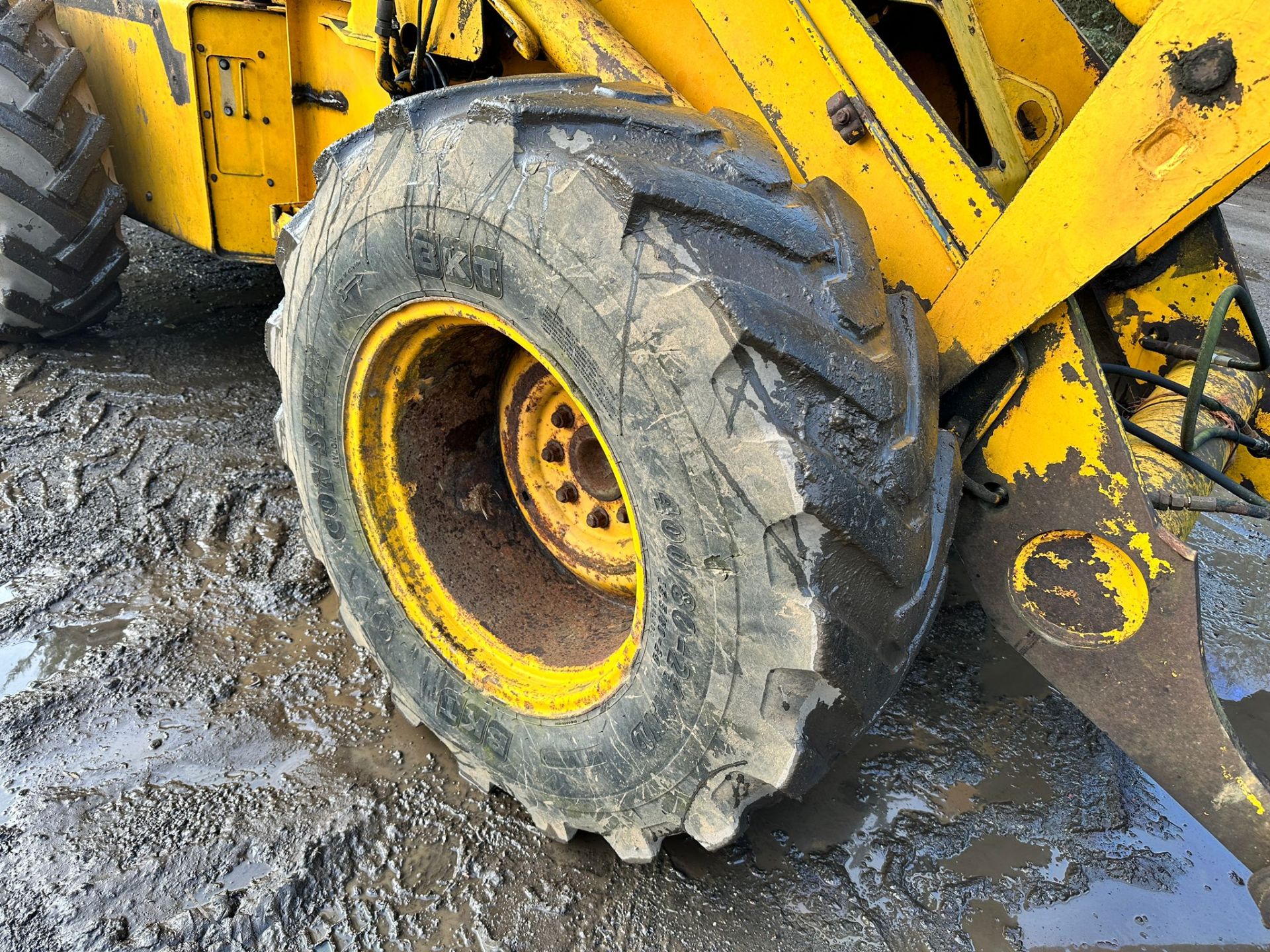 JCB 410 LOADING SHOVEL *PLUS VAT* - Image 7 of 16