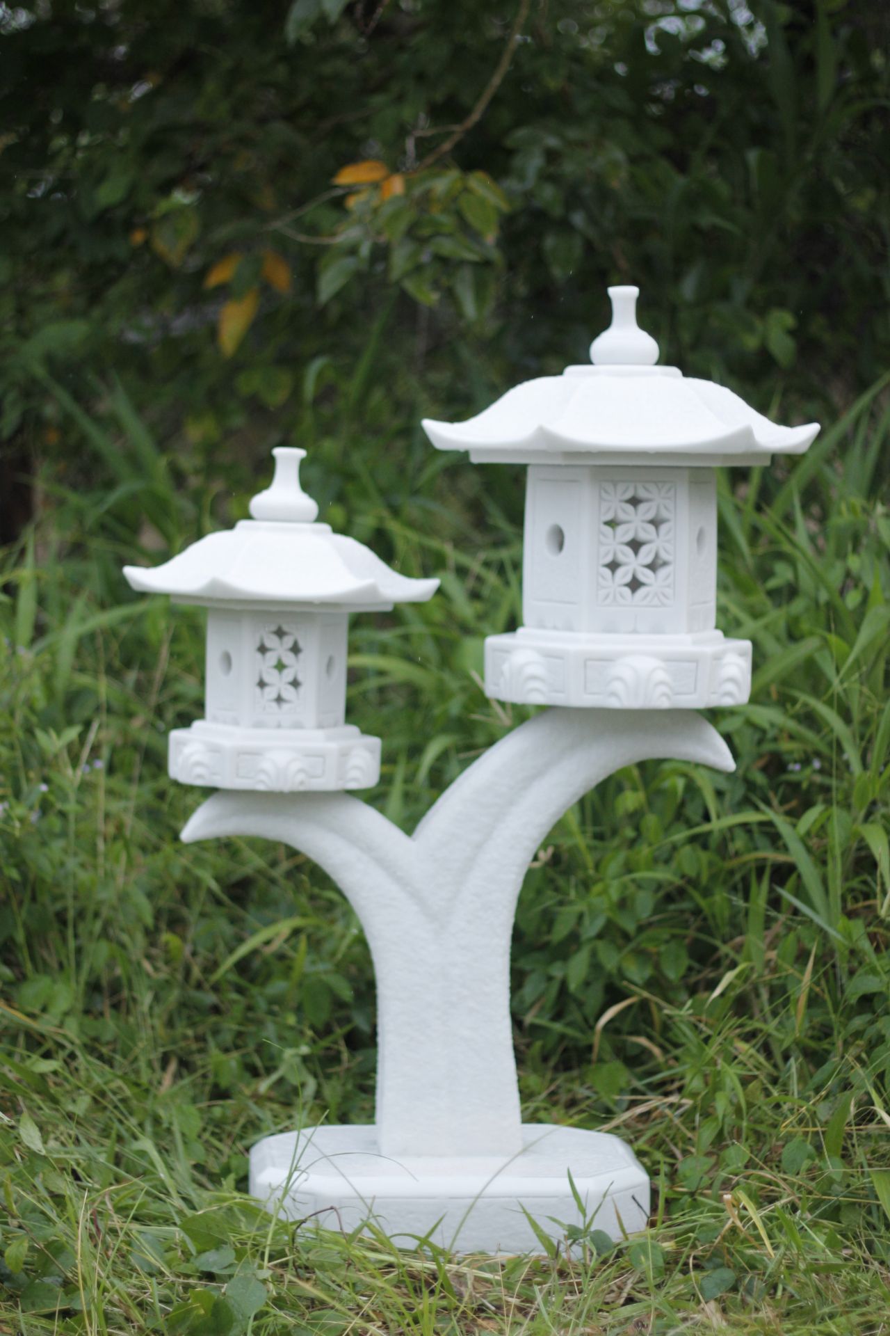 Beautiful Dinova Double Cantilever Pagodas WH *PLUS VAT*