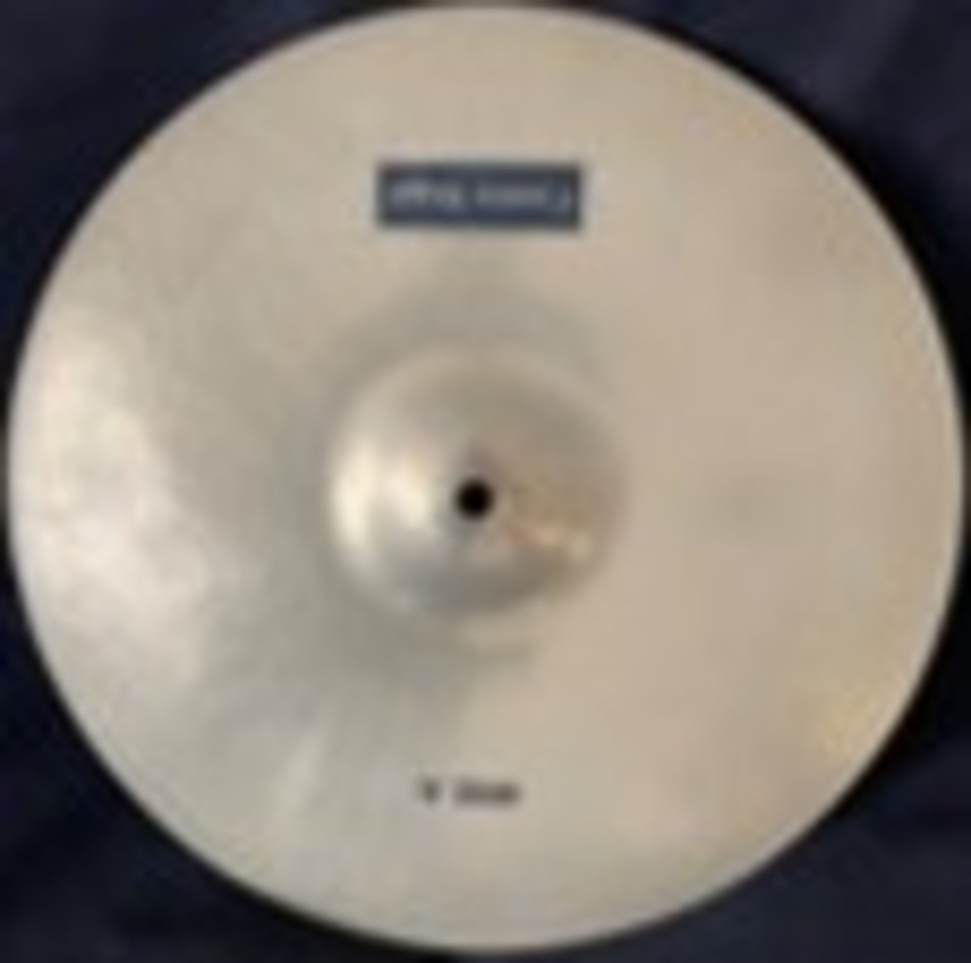 Incredible hand hammered cymbals set - 14,16,18" crash plus 20" Ride Cymbal - Image 2 of 4