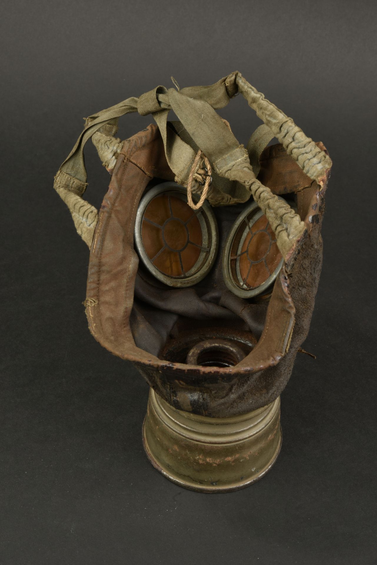 Masque anti-gaz allemand WWI. WWI German anti-gas mask. - Bild 2 aus 5